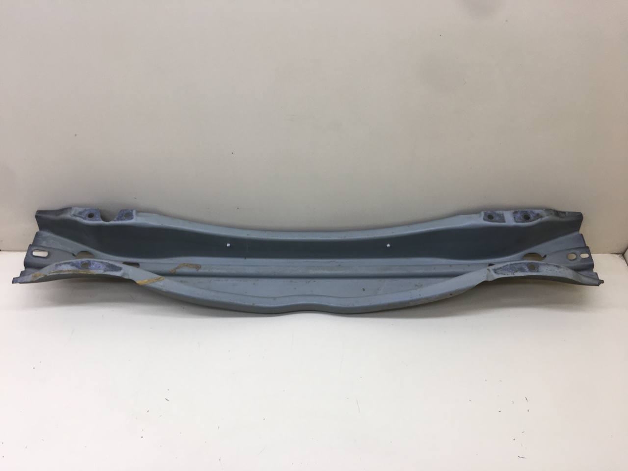 Усилитель заднего бампера Volvo XC70 Cross Country 2007-2016