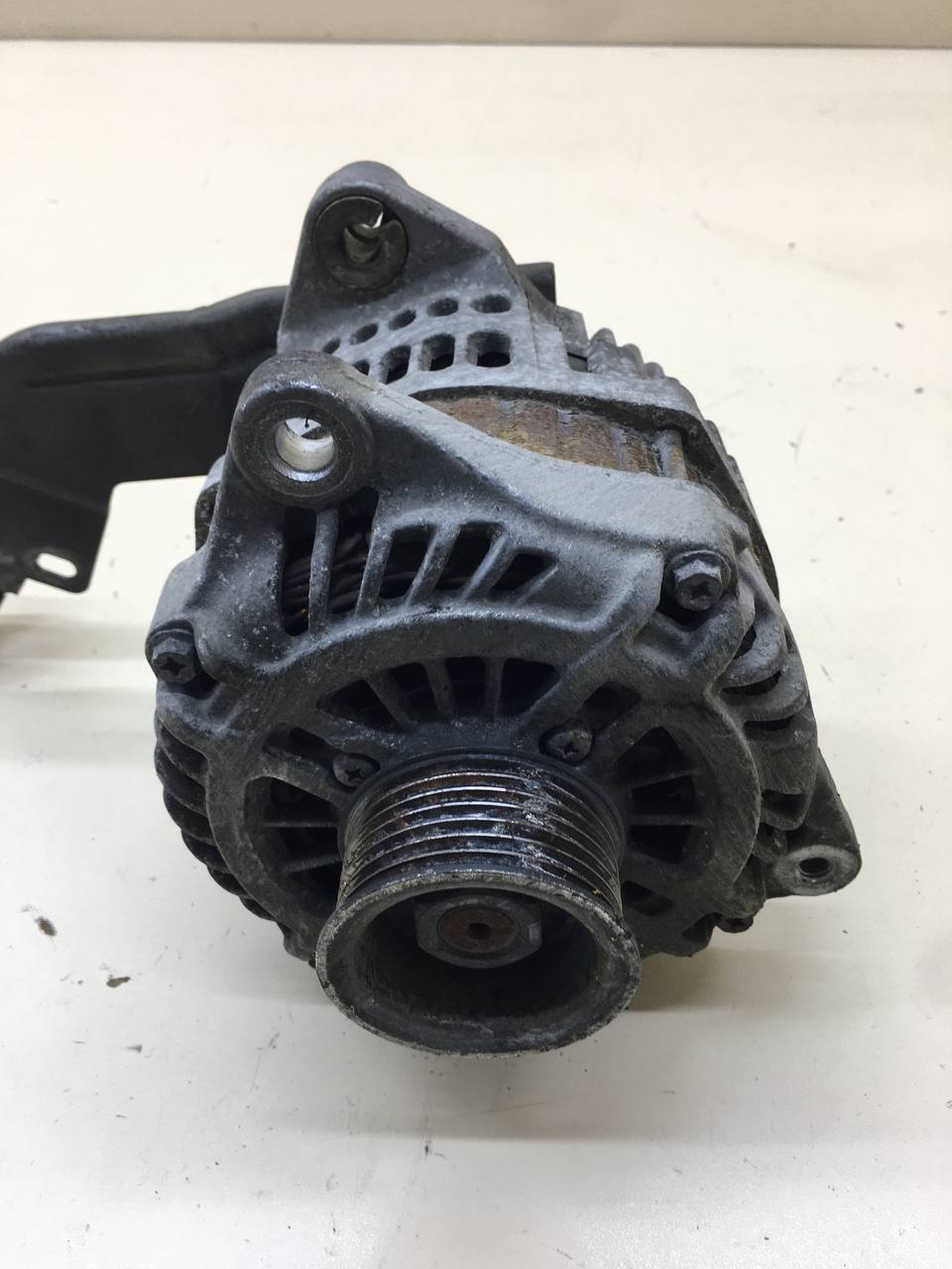 Генератор Infiniti M37 (Y51) 2010-2014