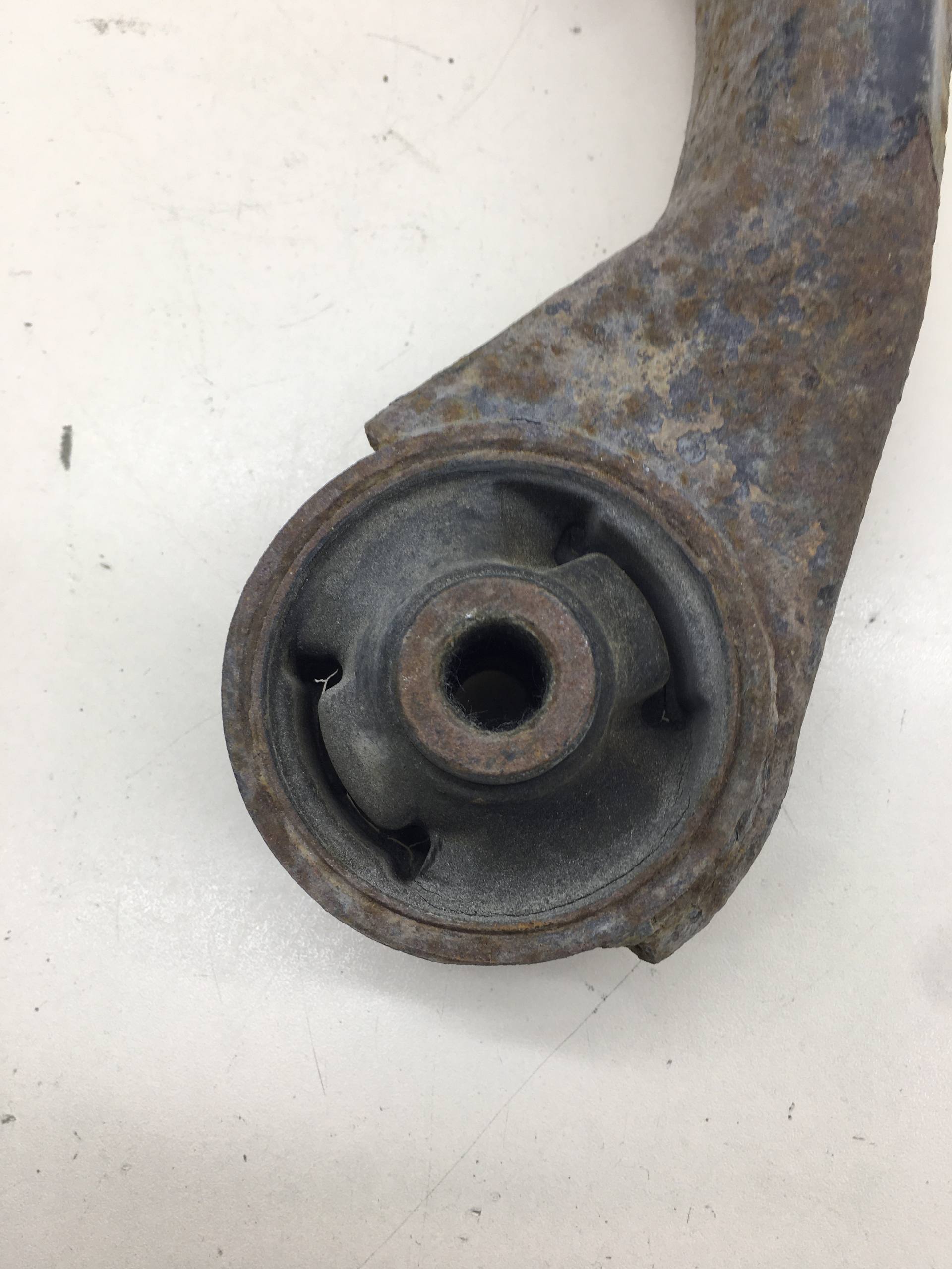 Рычаг передний правый Hyundai Elantra (HD) 2006-2010