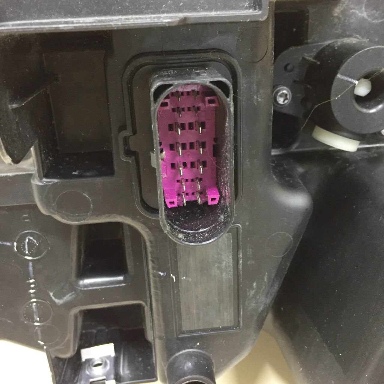 Фара правая Geely Atlas Pro (NL-3) 2019-2025