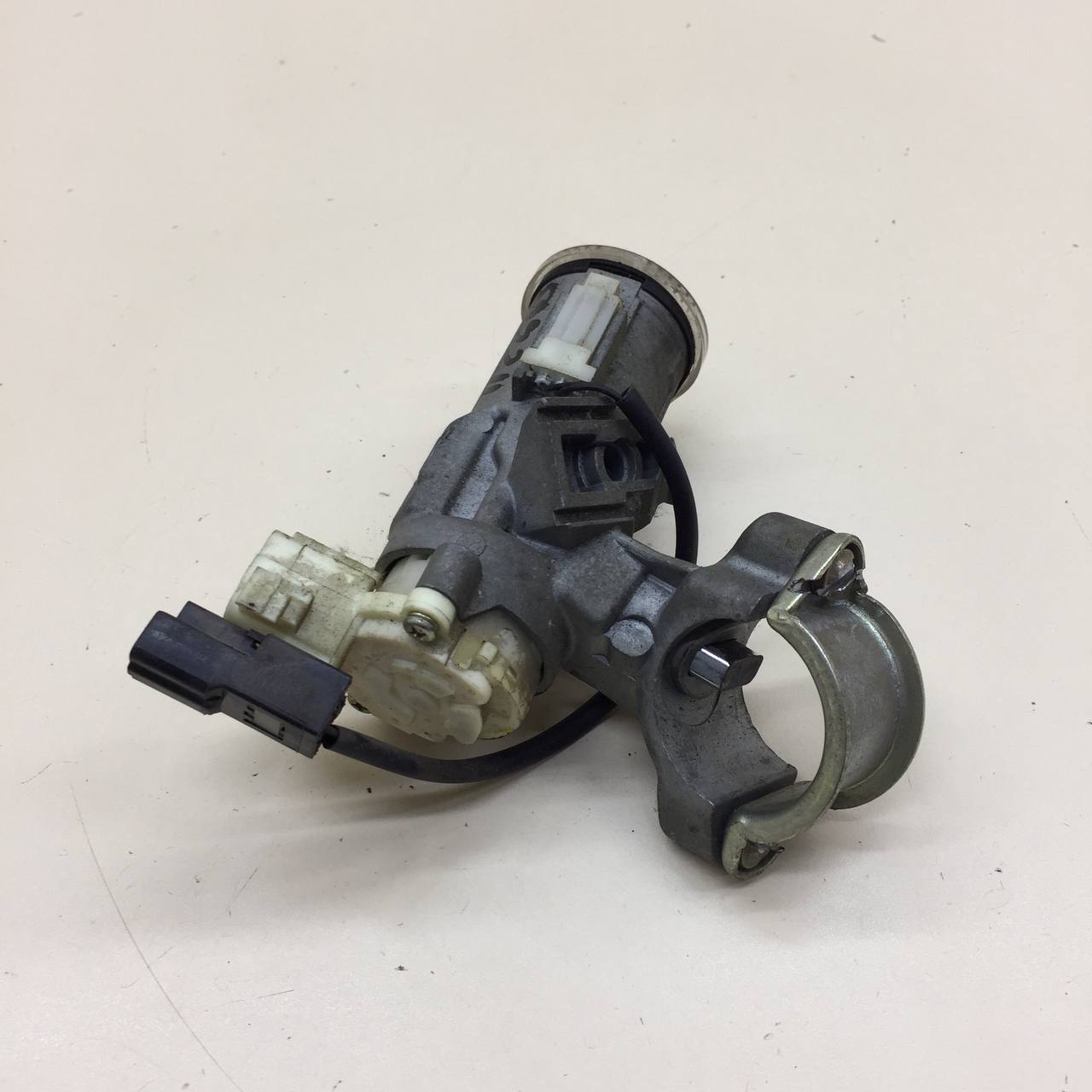 Замок зажигания Geely Emgrand EC7 2008>