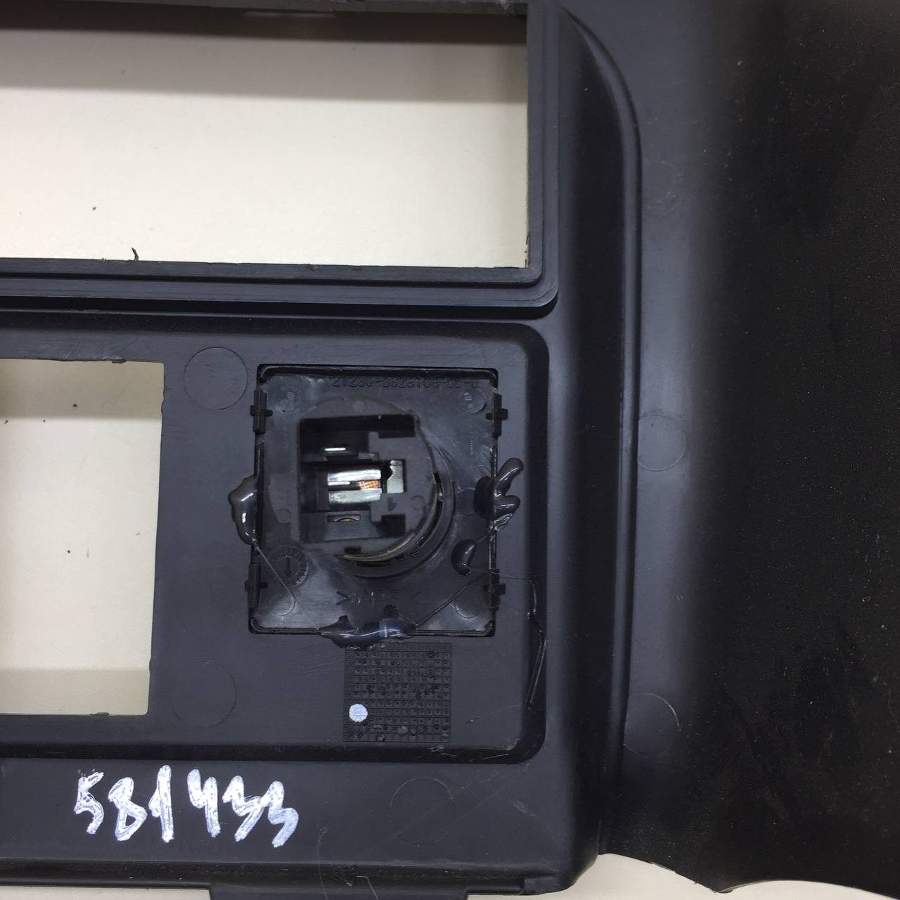 Накладка (кузов внутри) Lada  Niva Travel 2020>