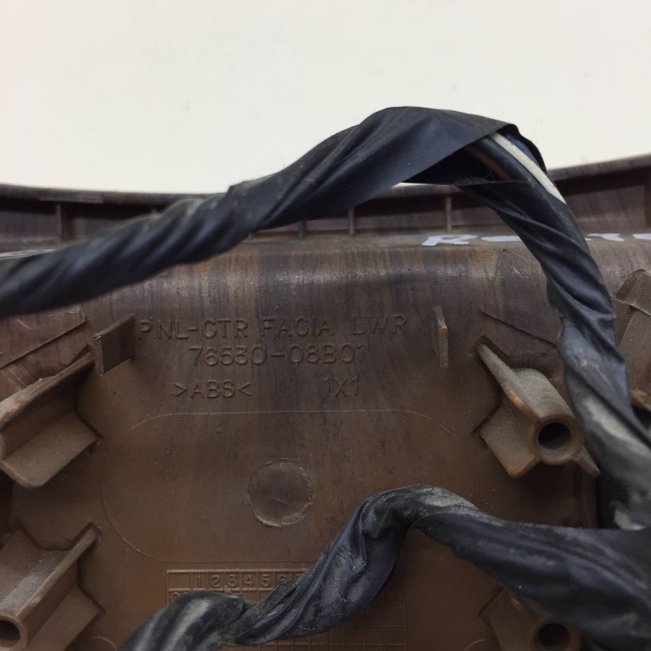 Кнопка обогрева сидений SsangYong Rexton 2 2006-2012