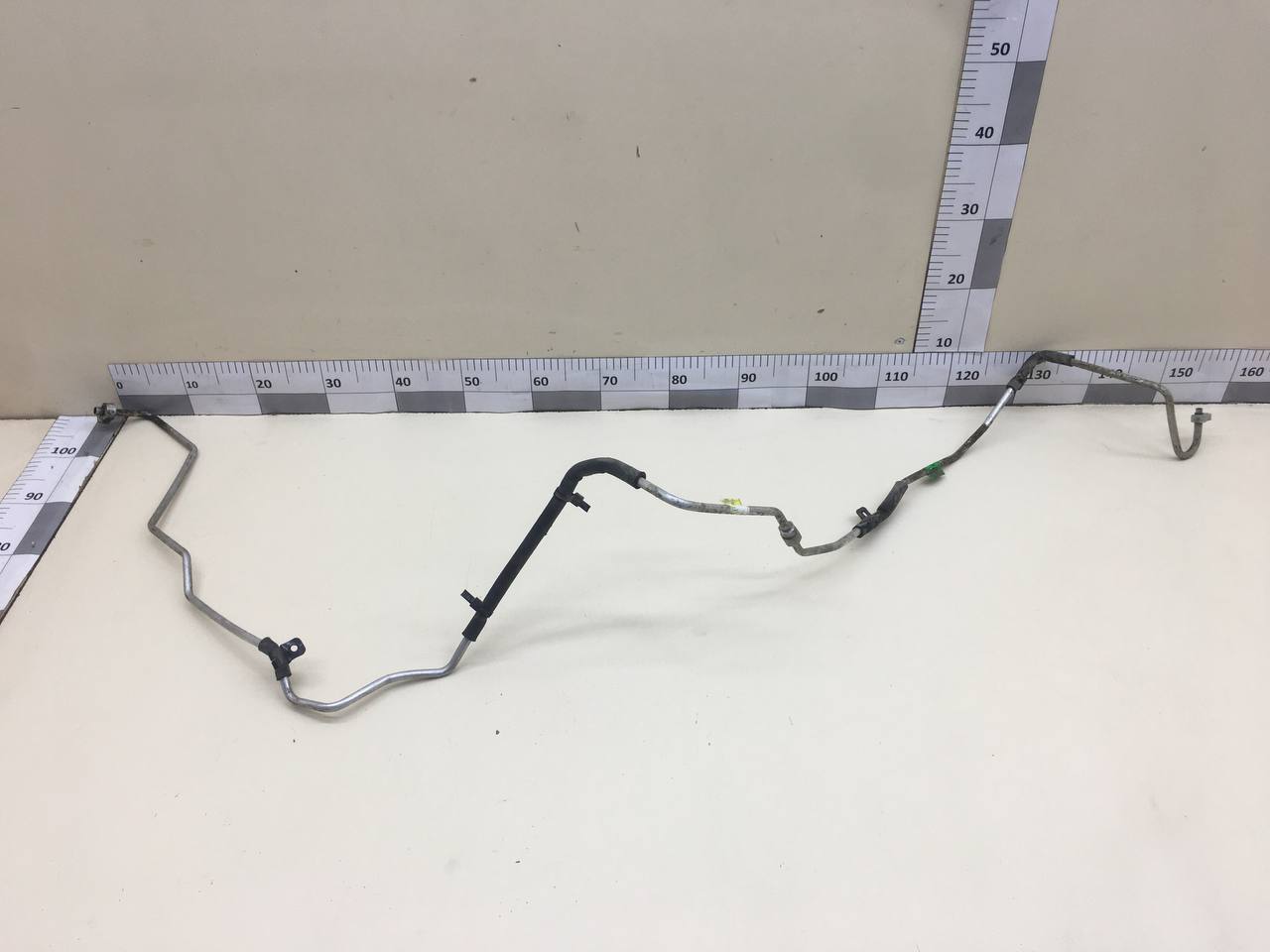 Трубка кондиционера SsangYong Rexton 2 2006-2012