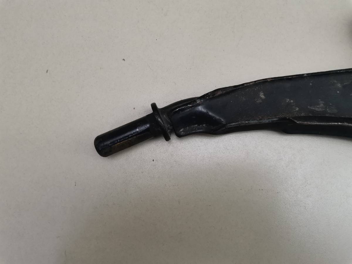 Рычаг передний левый Nissan Almera (N15) 1995-2000