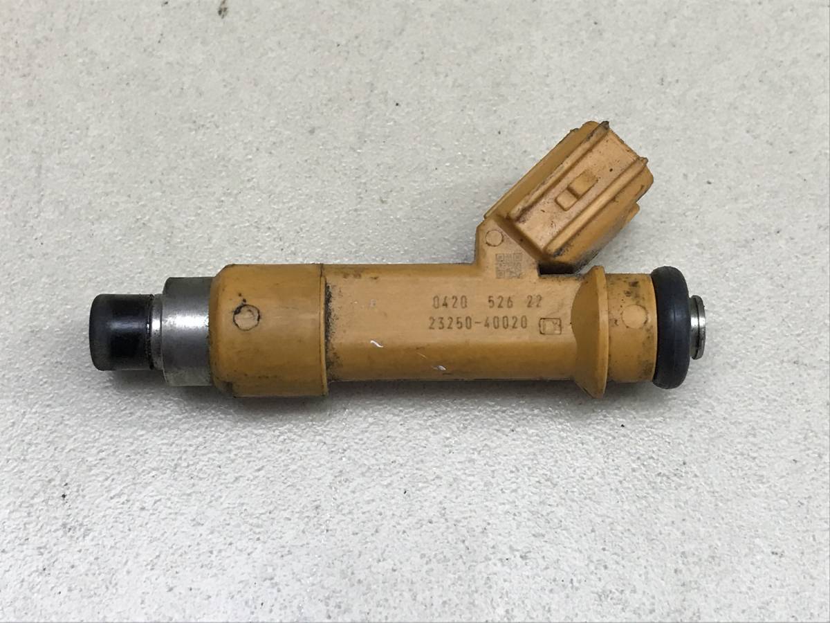 Форсунка инжекторная электрическая Toyota Vitz P90 2005-2011