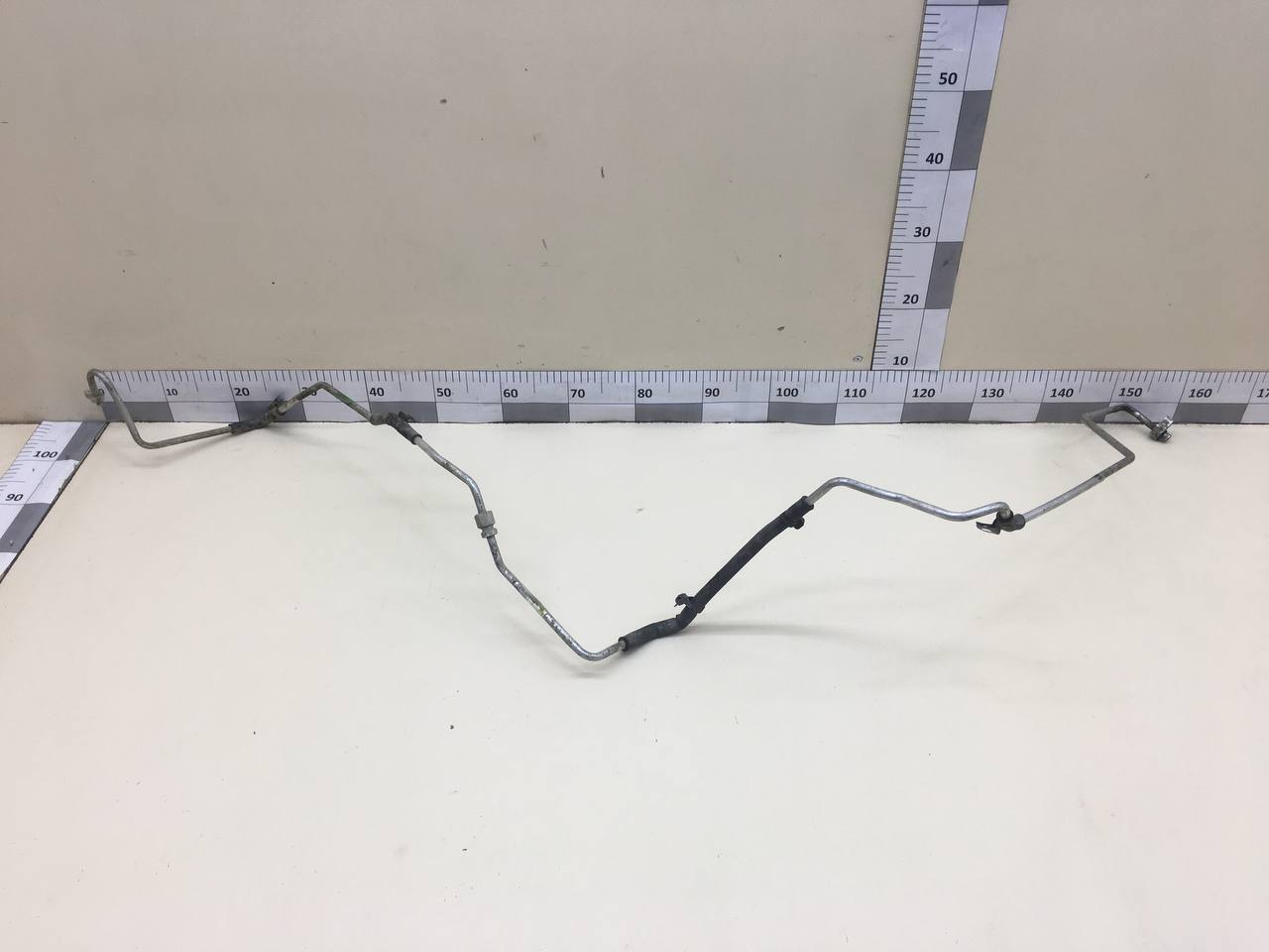 Трубка кондиционера SsangYong Rexton 2 2006-2012