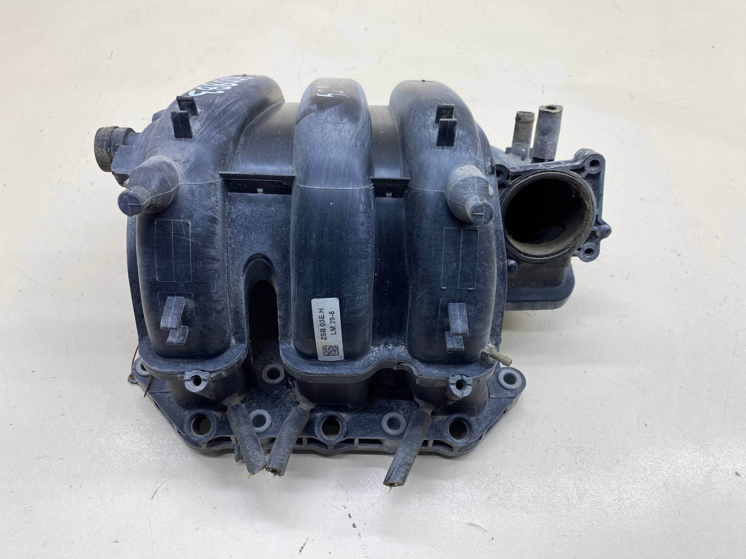 Коллектор впускной Volkswagen Polo (HB) 2009>