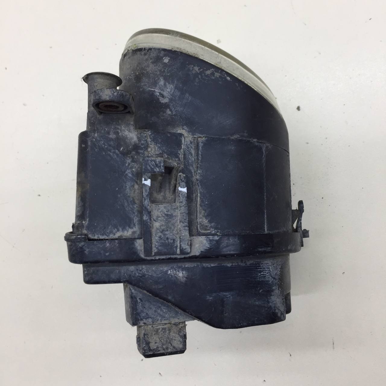 Фара противотуманная левая Vortex Estina 2008-2012