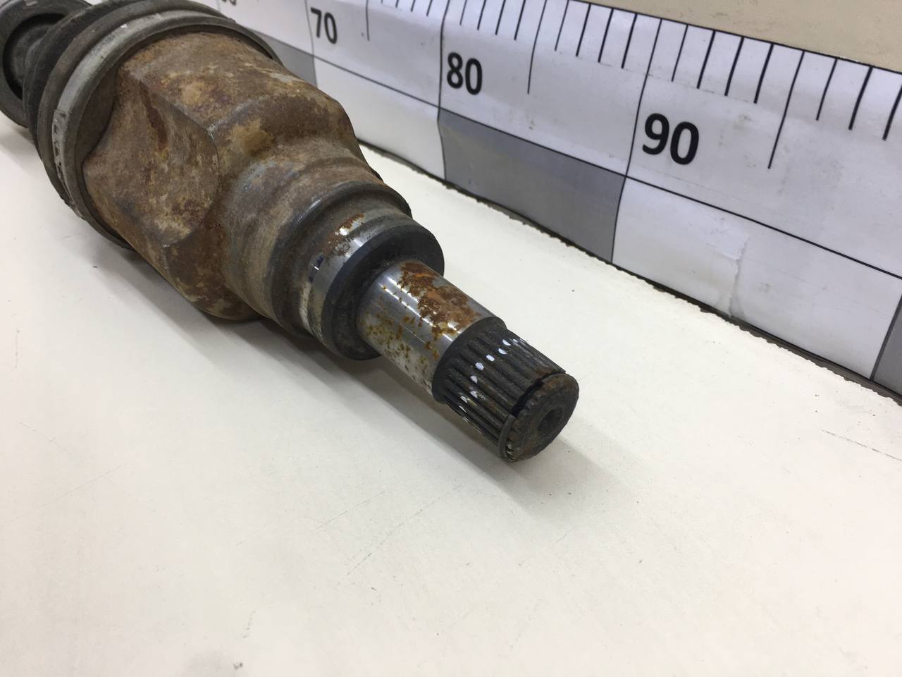 Полуось передняя правая Geely Emgrand EC7 2008>