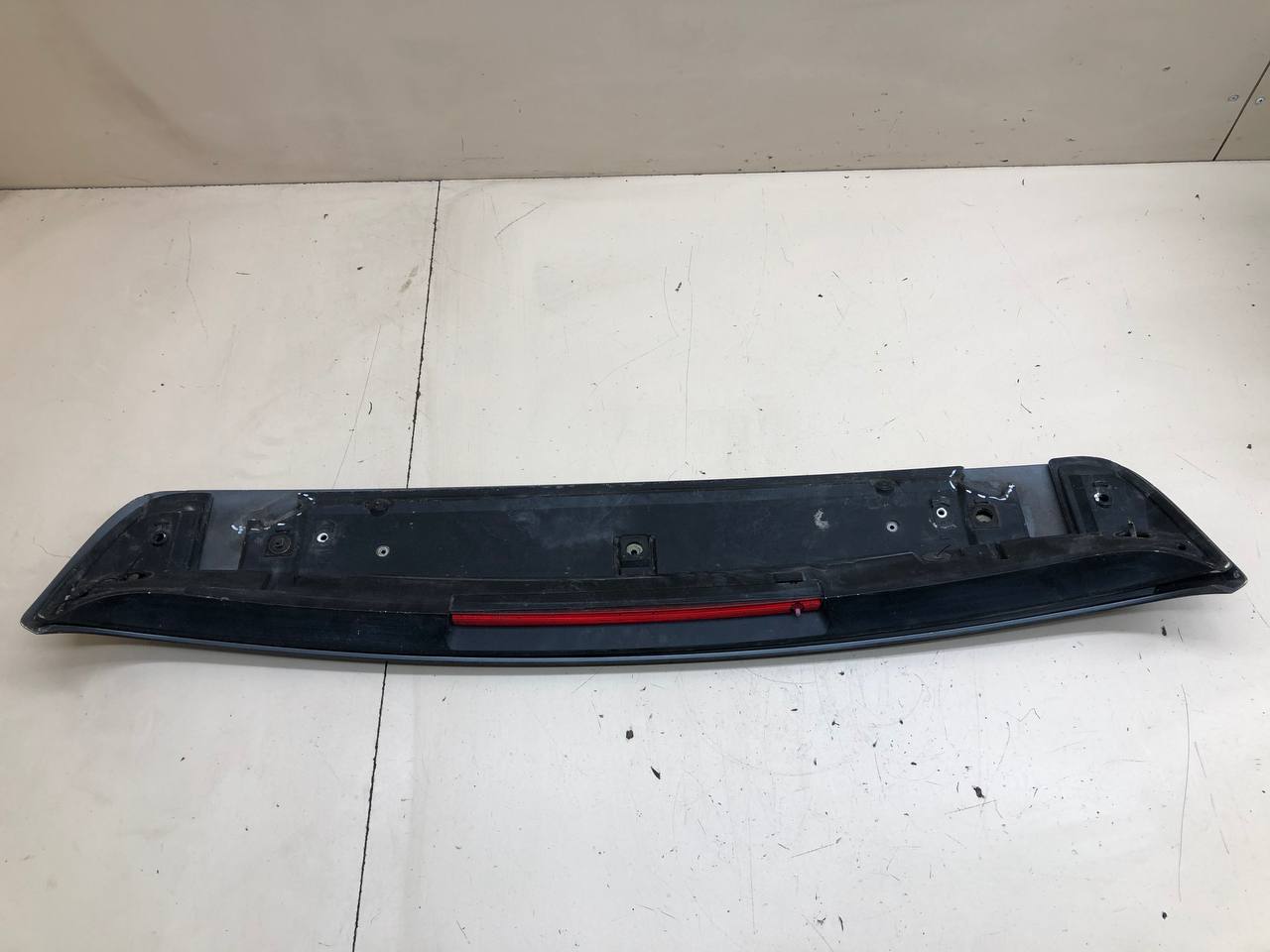 Спойлер (дефлектор) крышки багажника Porsche Cayenne 2003-2010