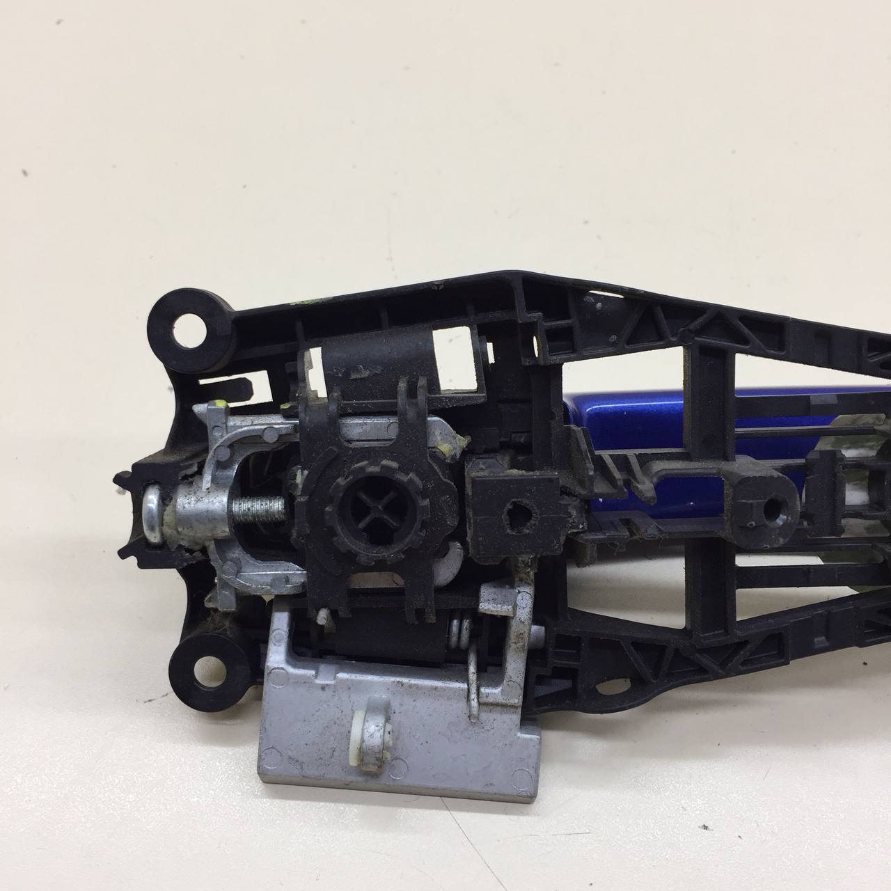 Ручка двери передней наружная правая Chevrolet Aveo T300 2011>