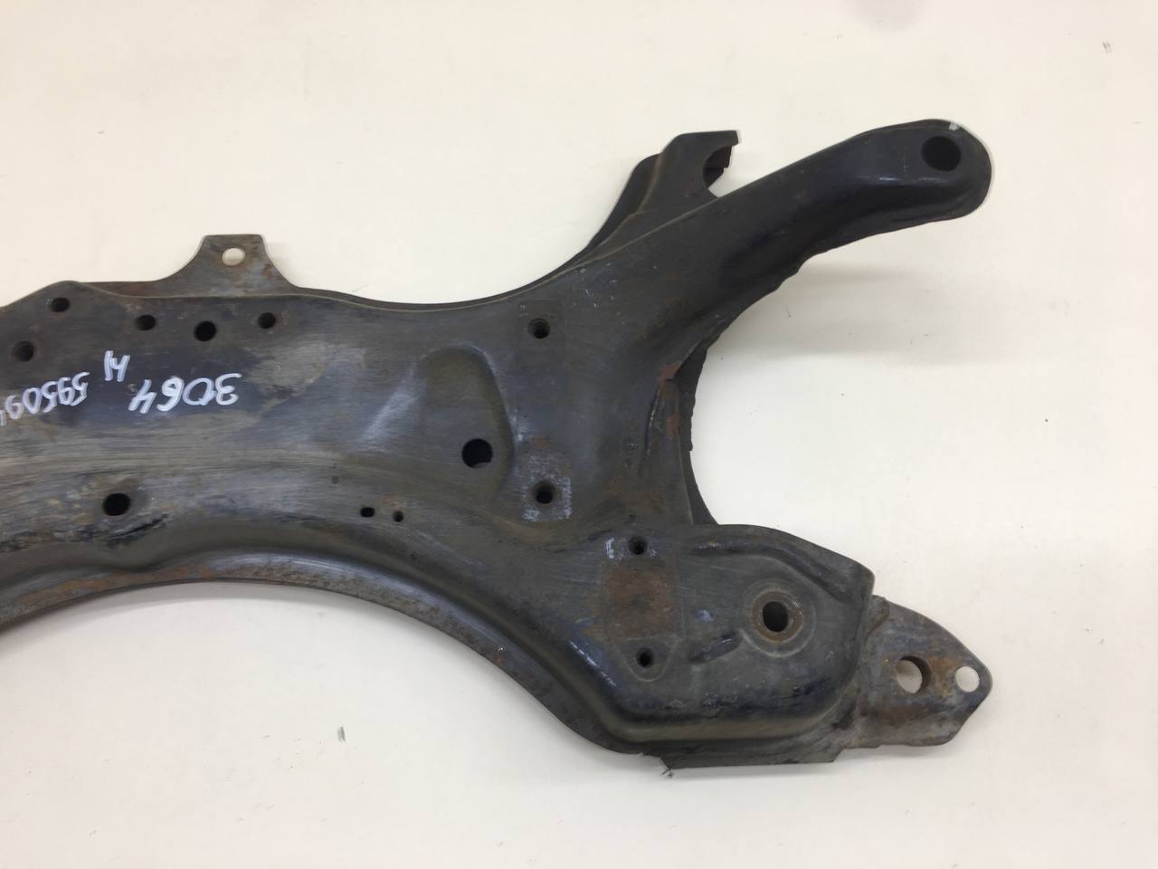 Балка подмоторная Lifan Solano 1 2008-2016