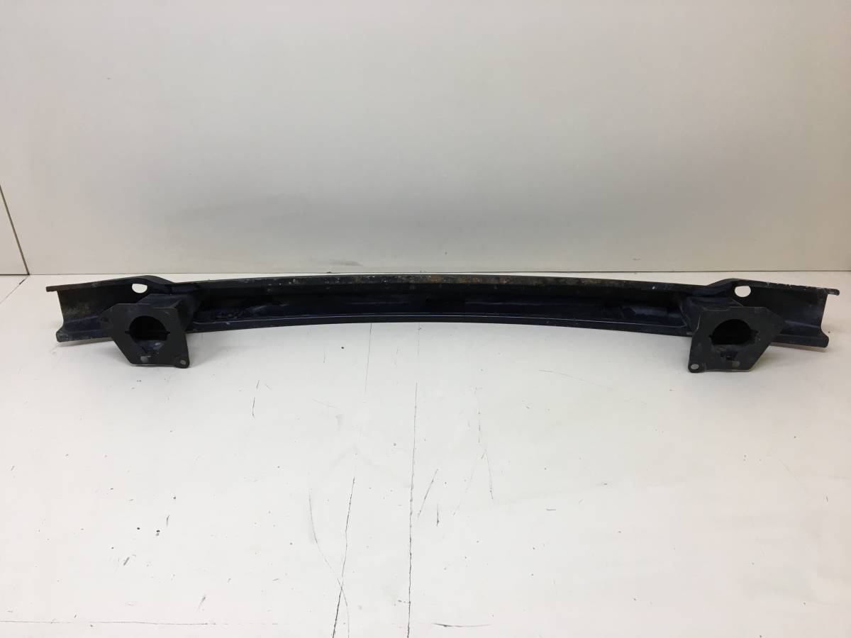 Усилитель заднего бампера Skoda Superb 2002-2008