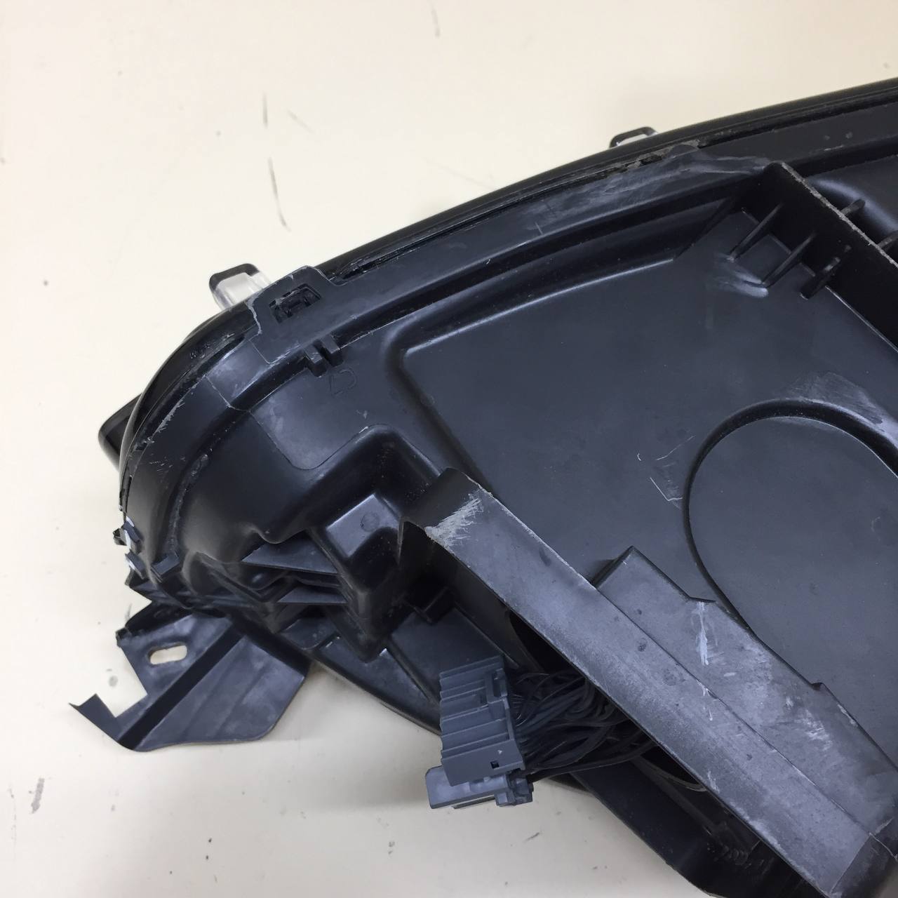 Фара левая Volvo XC90 2015>