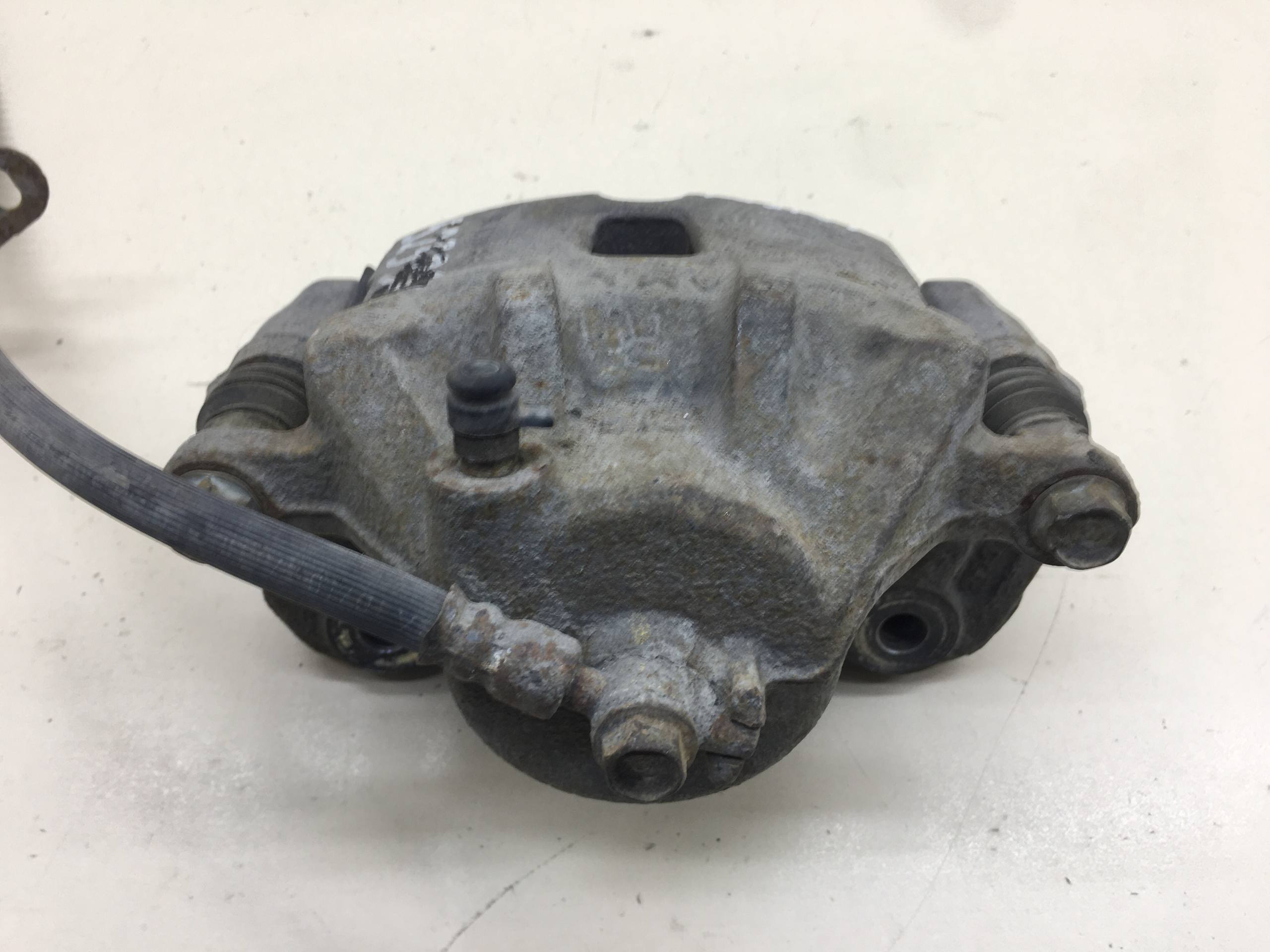 Суппорт передний правый Hyundai Elantra (HD) 2006-2010