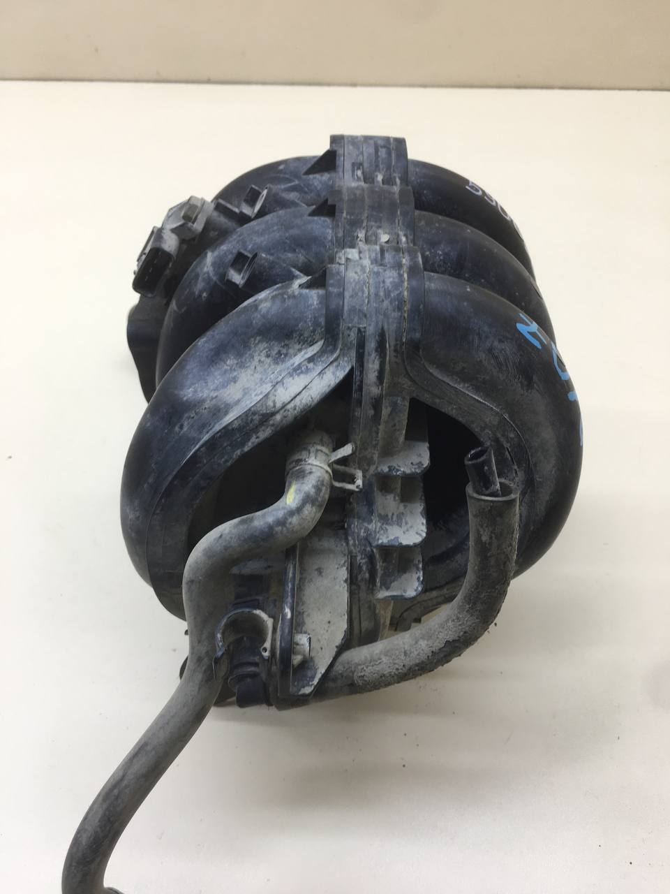 Коллектор впускной Peugeot 107 2006-2014