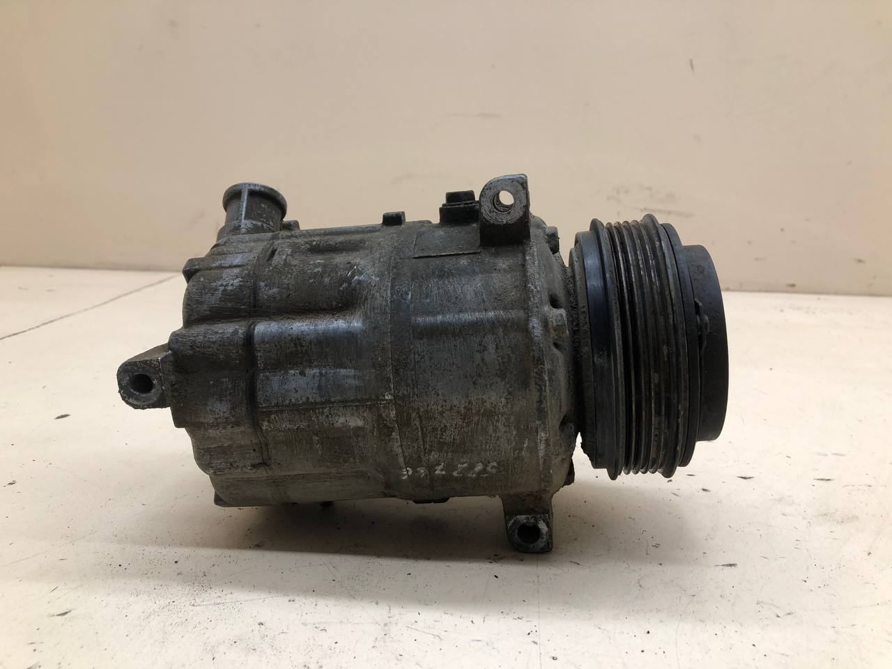 Компрессор системы кондиционирования Opel Vectra (C) 2002-2008