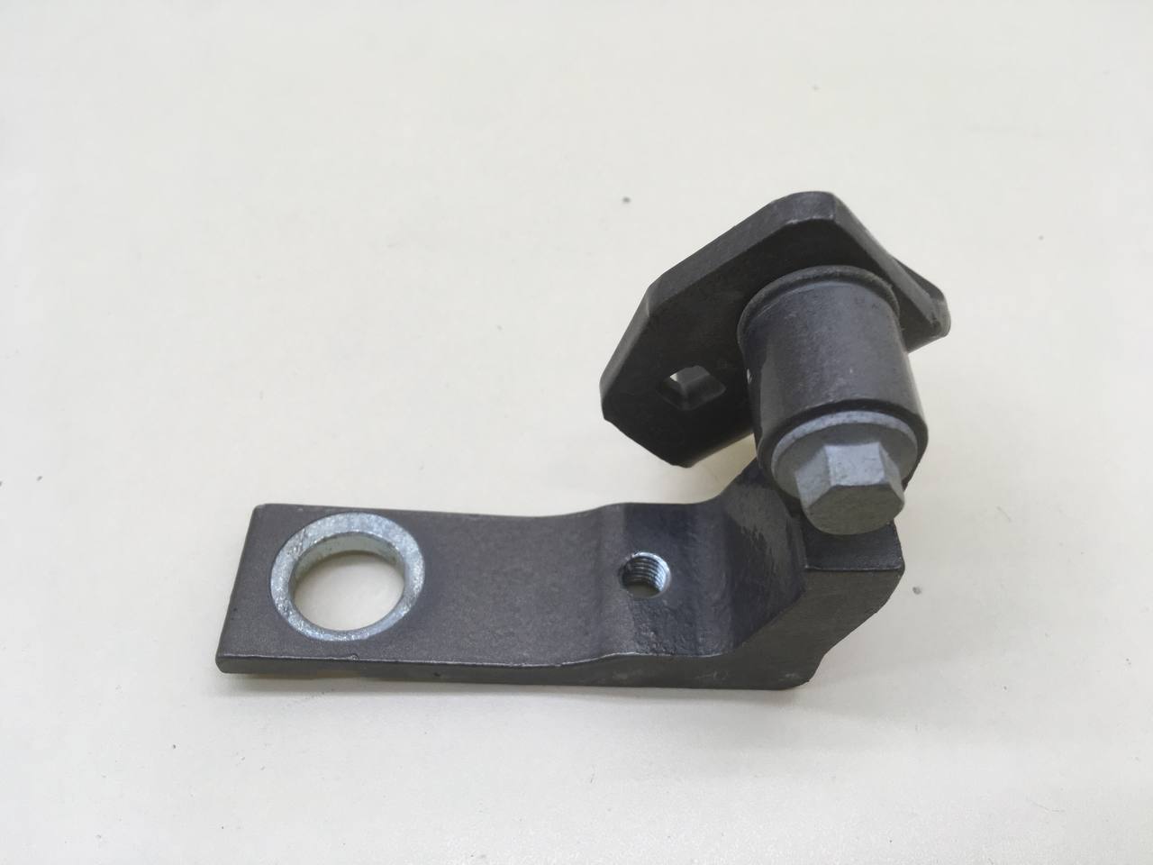 Петля двери Ford Focus 3 2011>