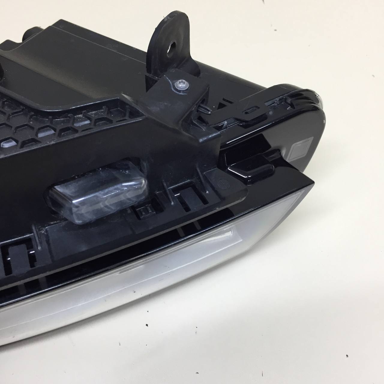 Фара правая Geely Atlas Pro (NL-3) 2019-2025