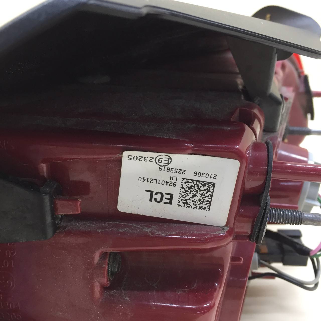 Фонарь задний наружный левый Kia K5 (DL3) 2019>