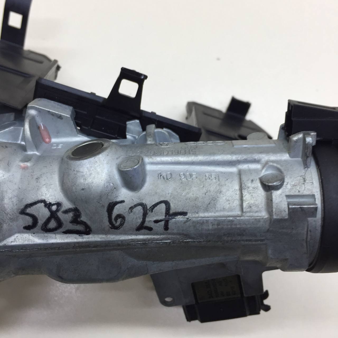 Замок зажигания Skoda Rapid 2012-2020