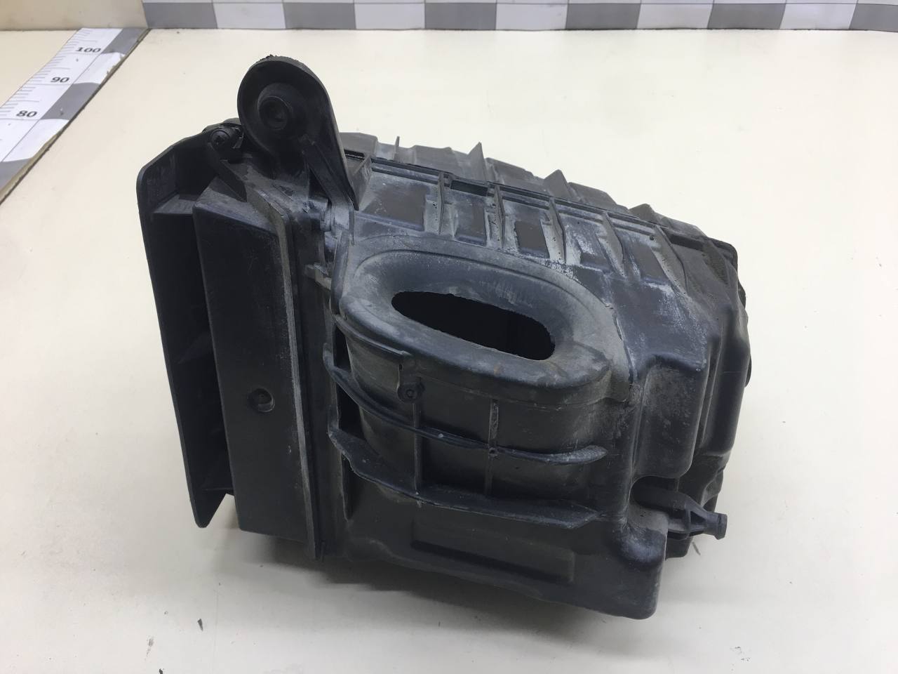 Корпус воздушного фильтра Renault Megane (3) 2009-2016