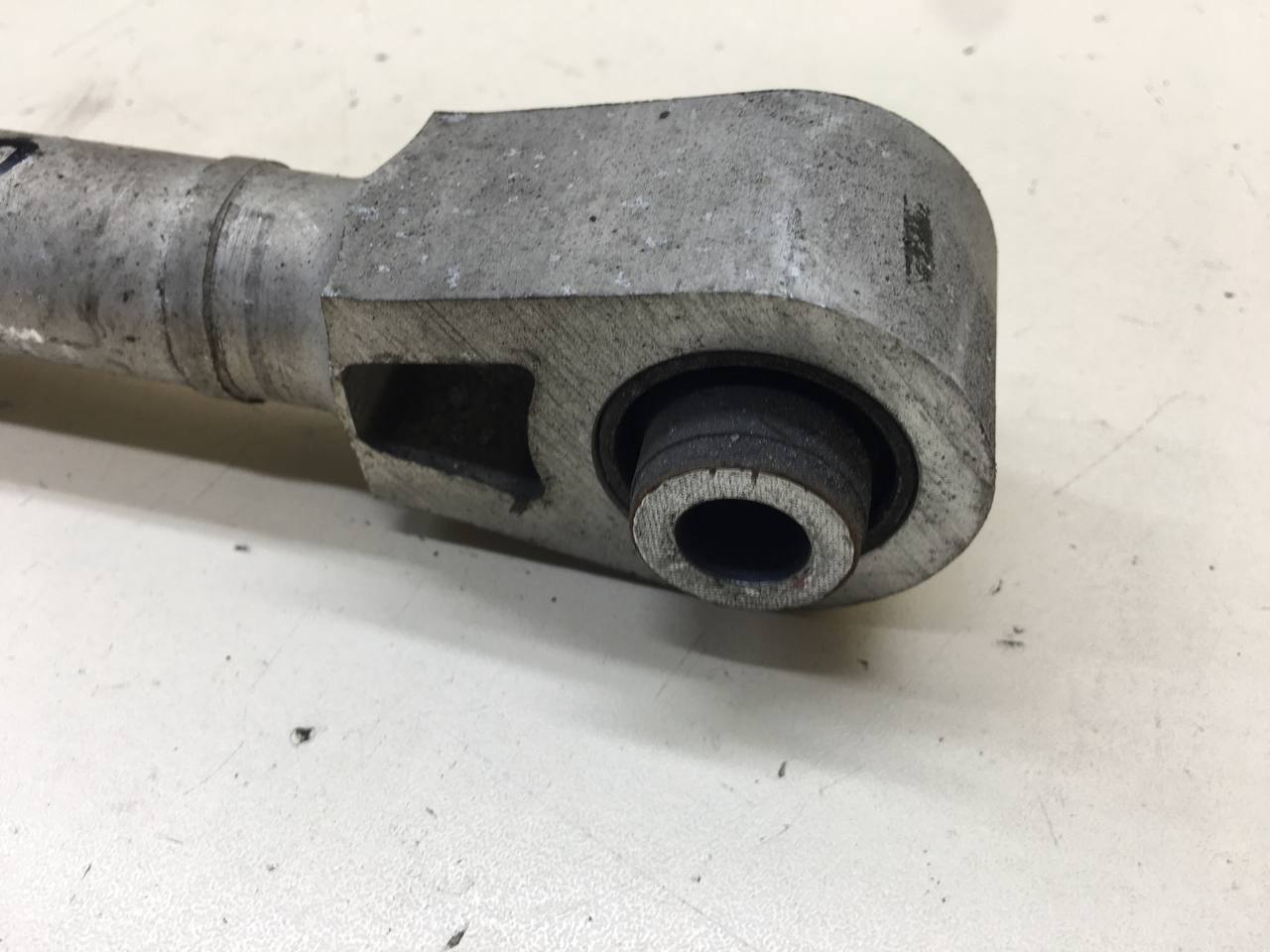 Тяга задняя поперечная Infiniti Q50 (V37) 2014-2021