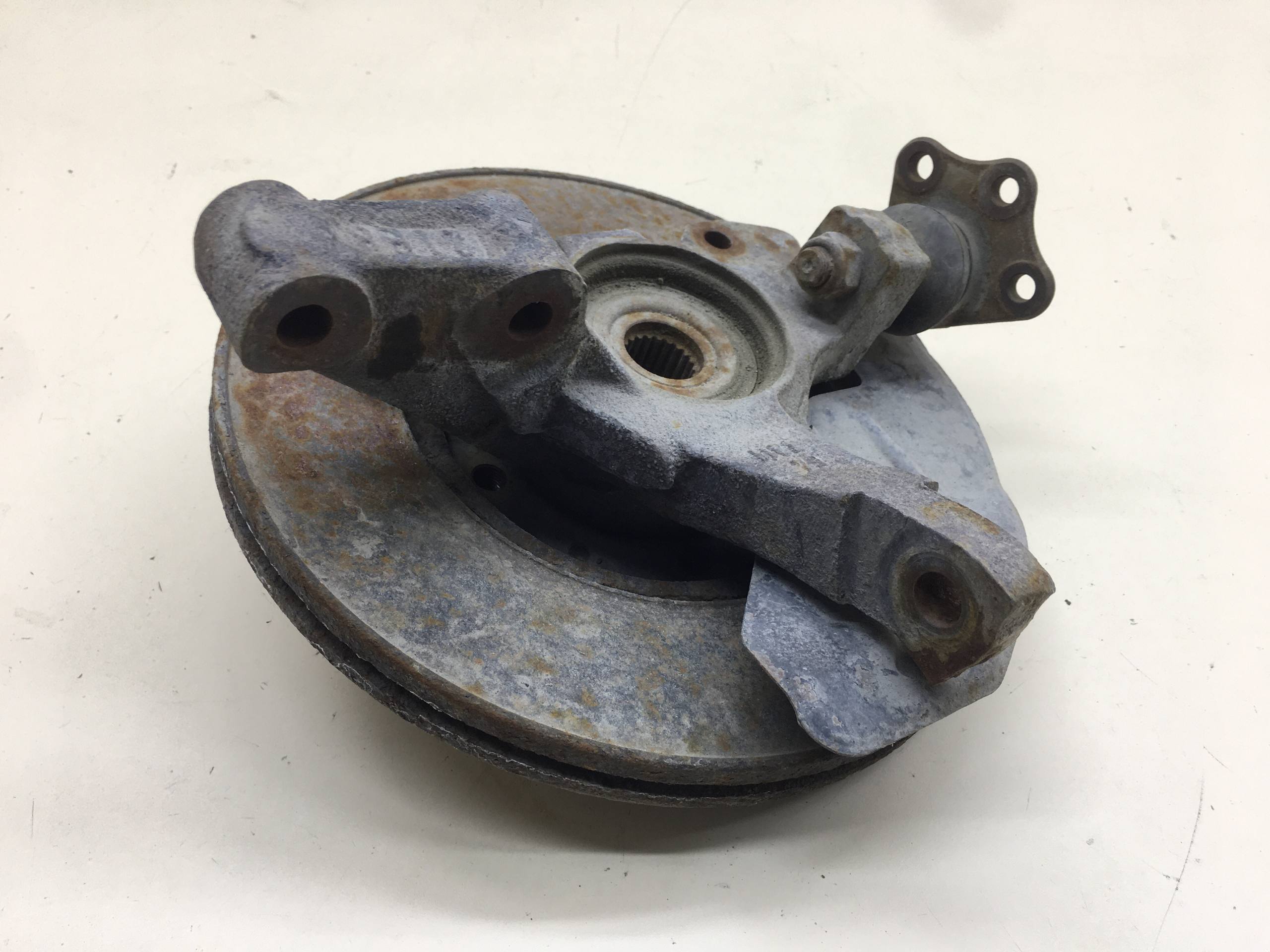 Кулак поворотный передний левый Fiat Albea 2002-2012