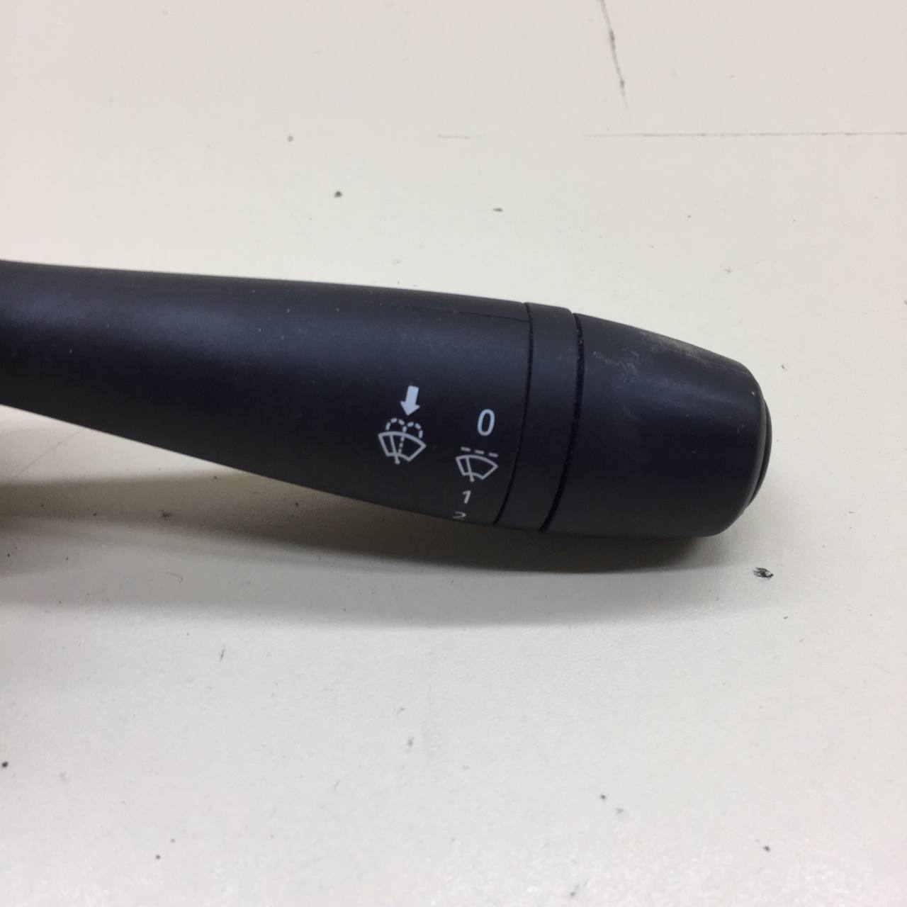 Переключатель стеклоочистителей Renault Logan (2) 2014>