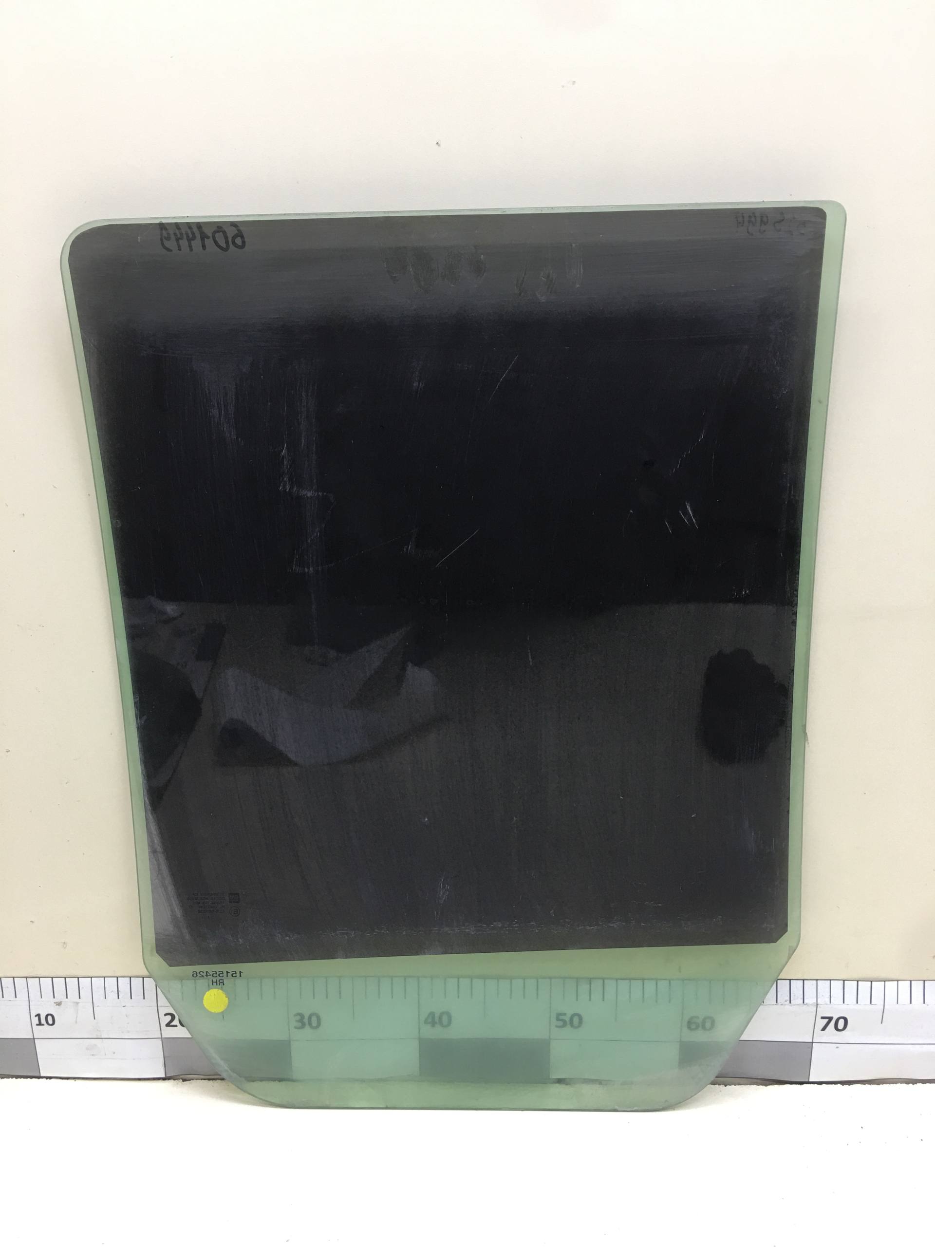 Стекло двери задней правой Chevrolet TrailBlazer (GMT360) 2001-2010