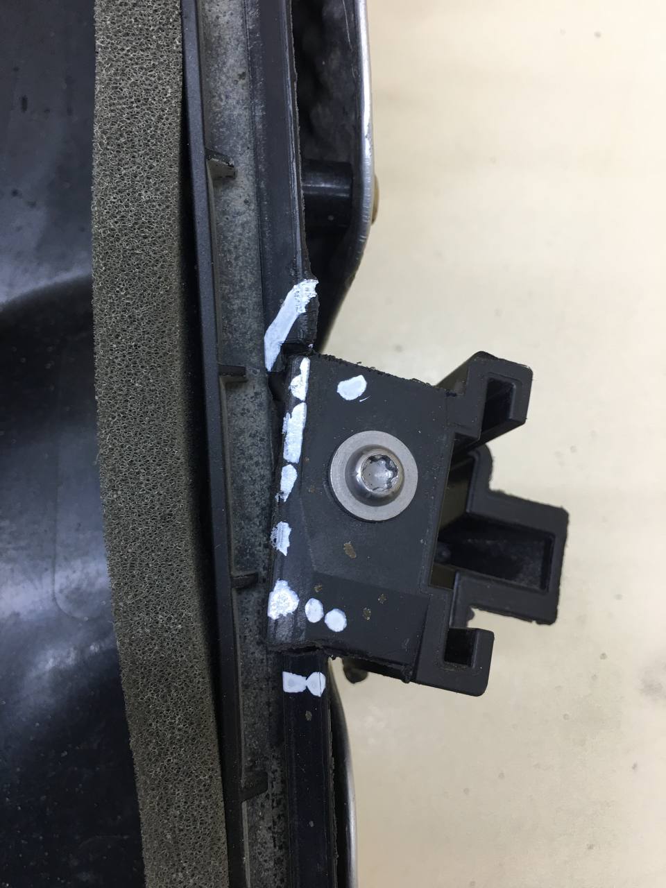 Корпус воздушного фильтра Porsche Cayenne 2017>