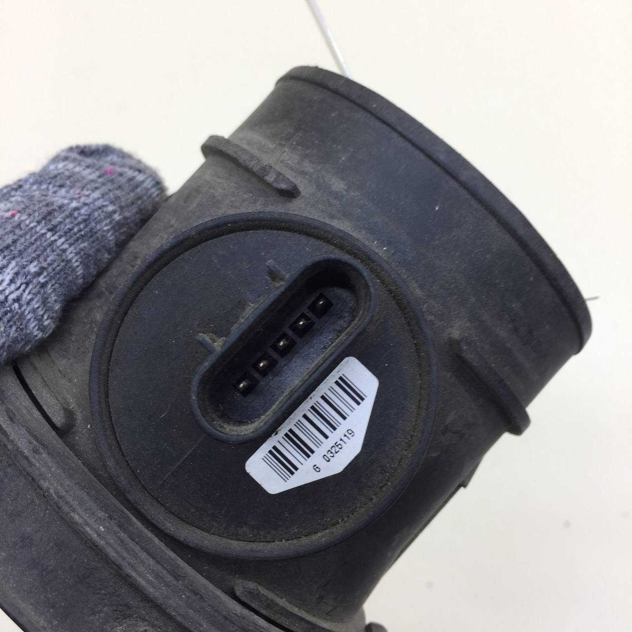 Датчик расхода воздуха (массметр, дмрв) Cadillac Escalade 3 2006-2014