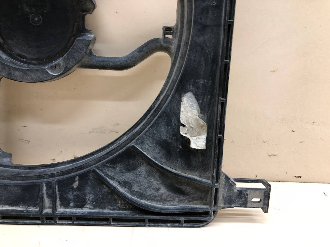 Диффузор вентилятора Nissan Qashqai+2 (JJ10) 2008-2014