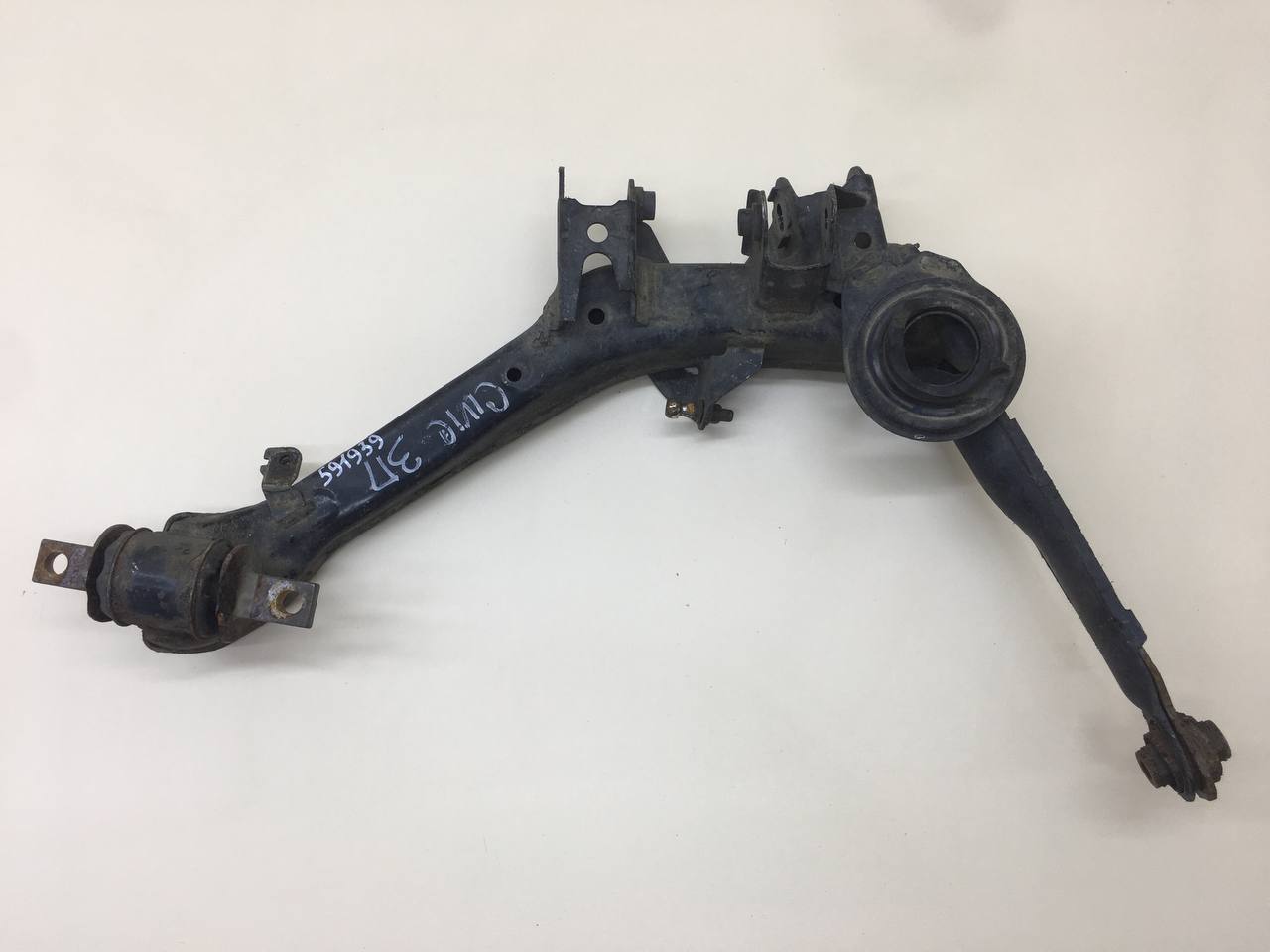 Рычаг задний нижний правый Honda Civic 4D 2006-2012