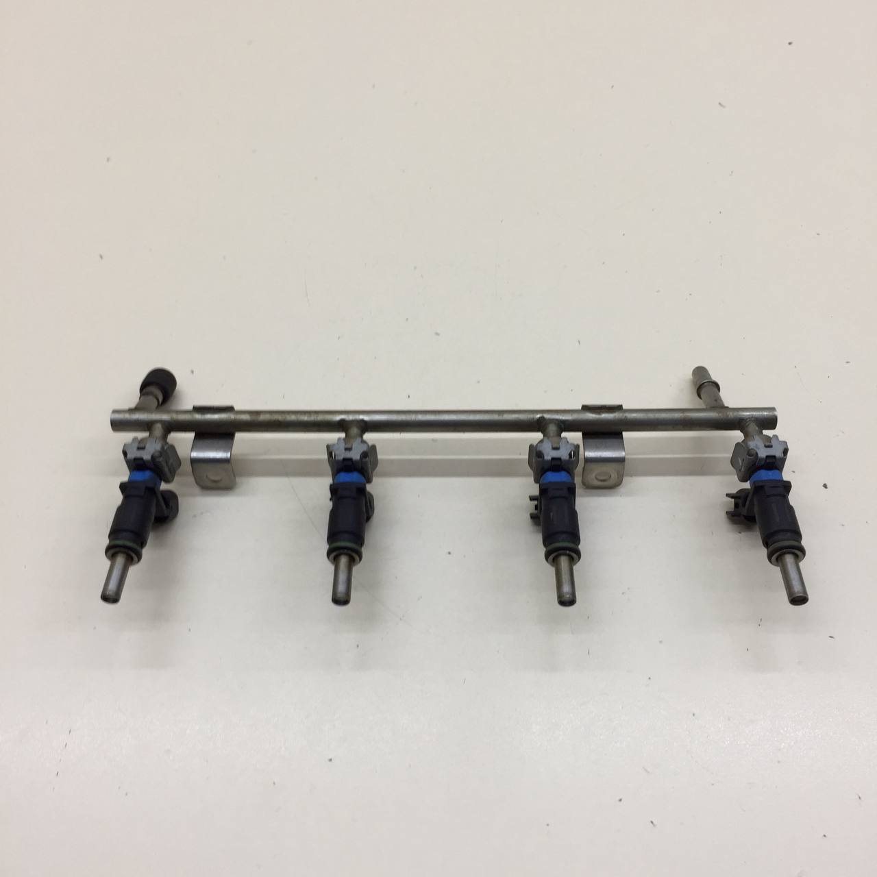 Рейка топливная (рампа) Chevrolet Aveo T300 2011>