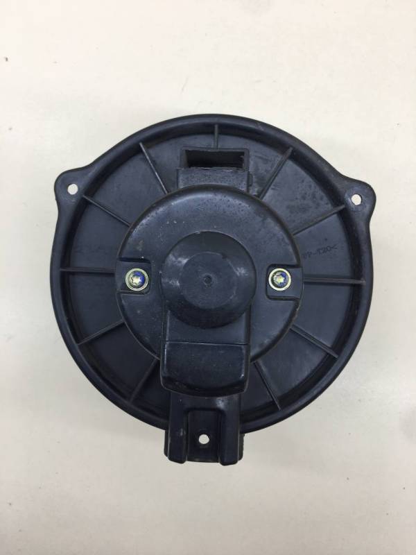 Моторчик отопителя Geely MK Cross 2011>