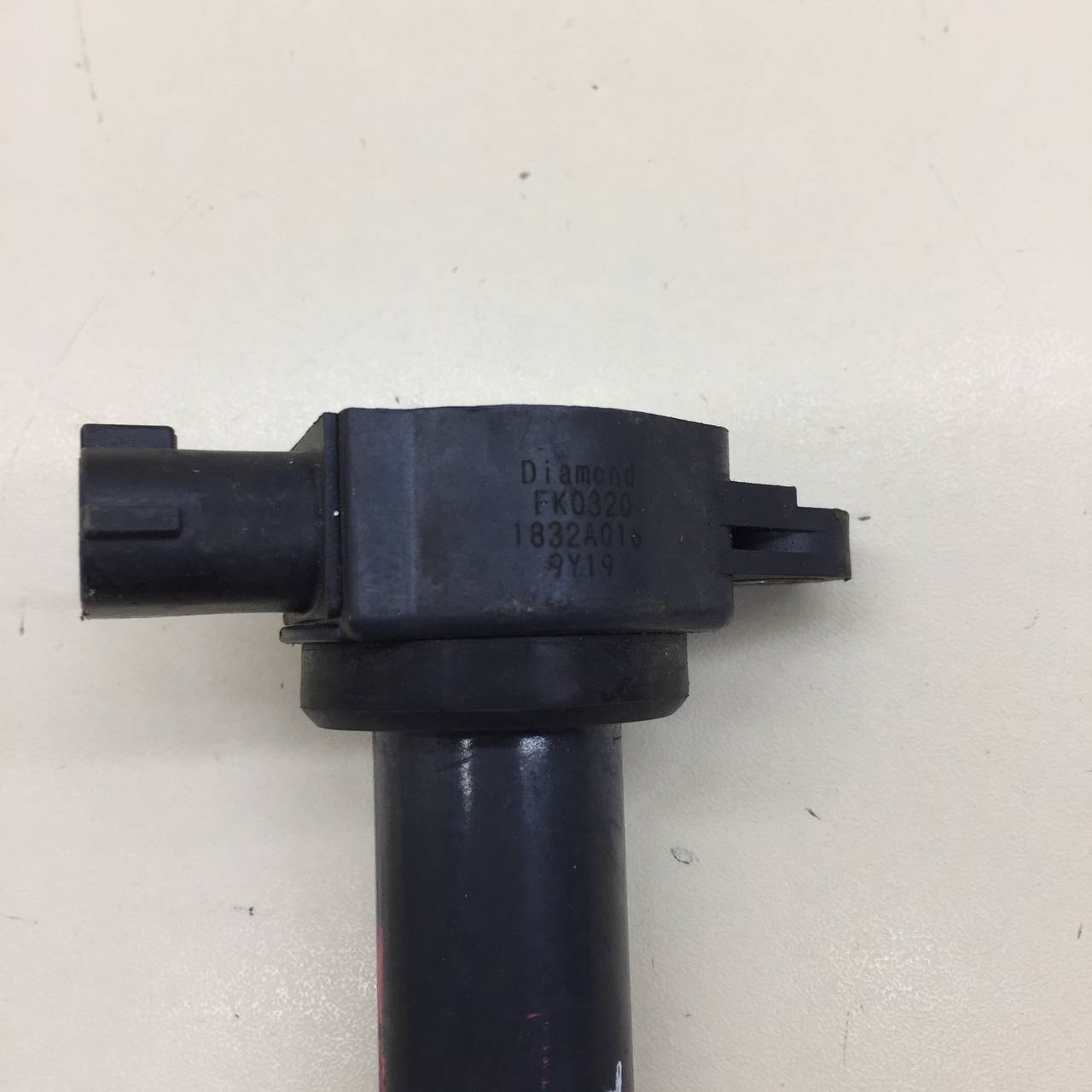 Катушка зажигания Mitsubishi Lancer X (CX, CY)  2007>