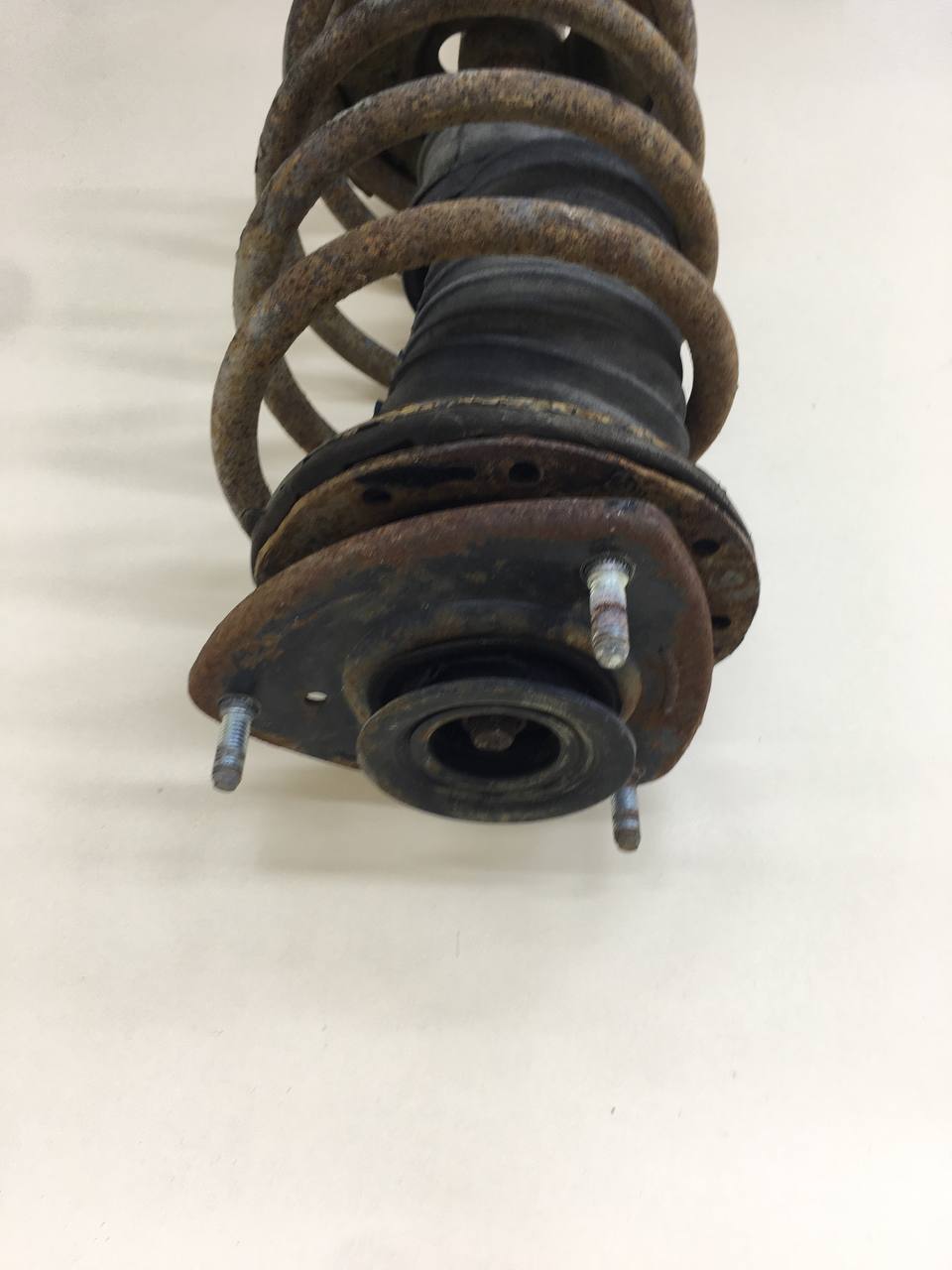 Амортизатор передний Geely MK Cross 2011>