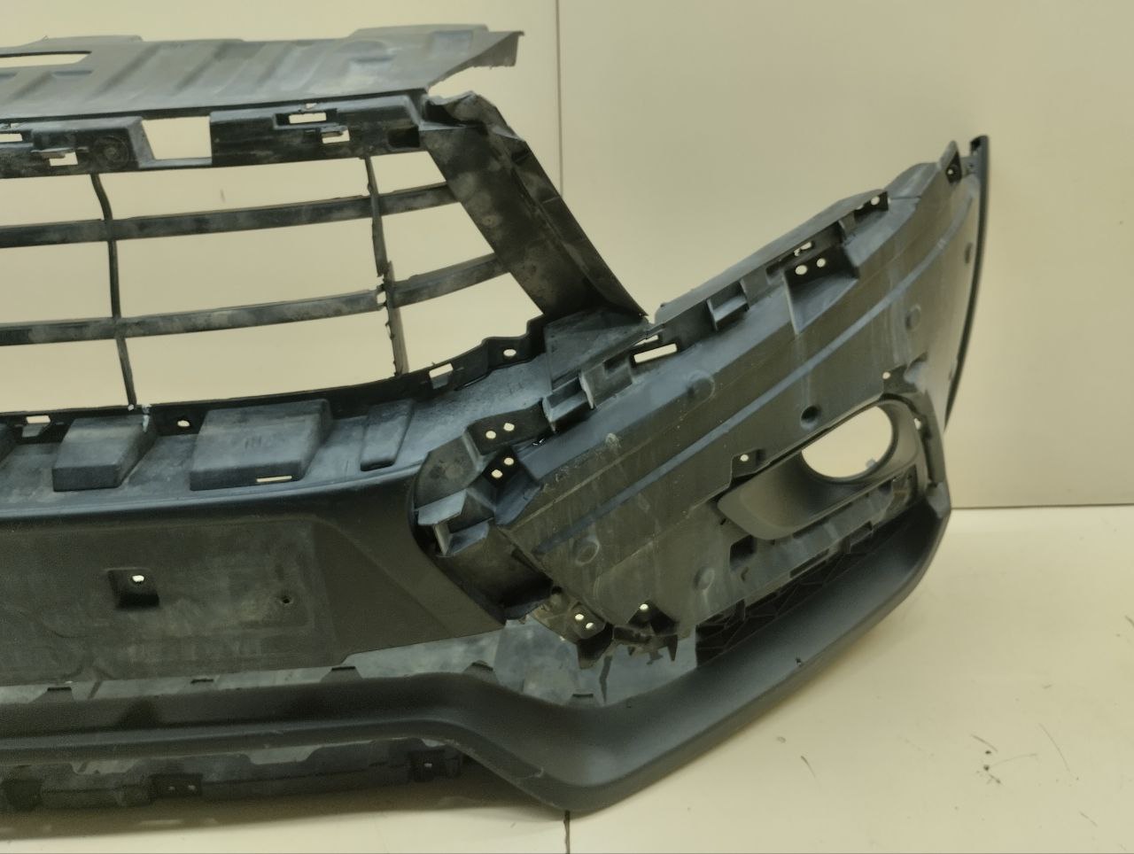 Бампер передний Lada Vesta SW Cross 2017>