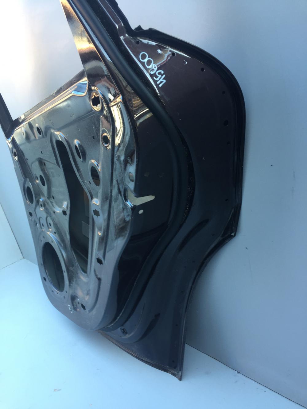 Дверь задняя правая Porsche Macan 2013>