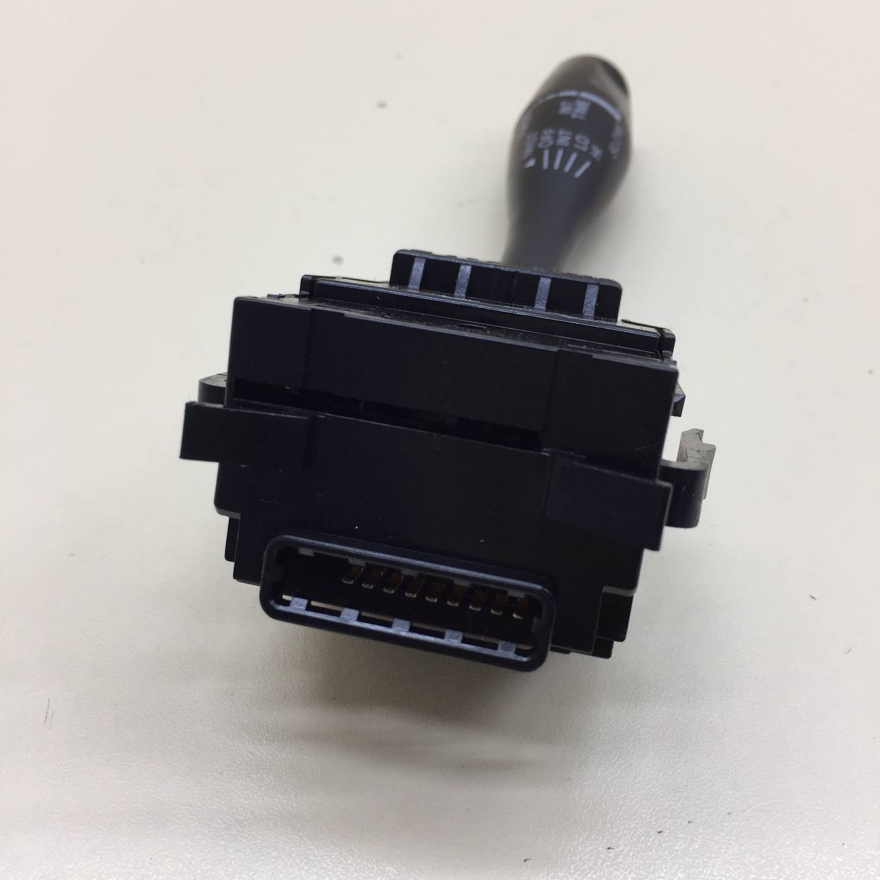 Переключатель стеклоочистителей Mitsubishi Lancer 9  (CS/Classic) 2000-2011