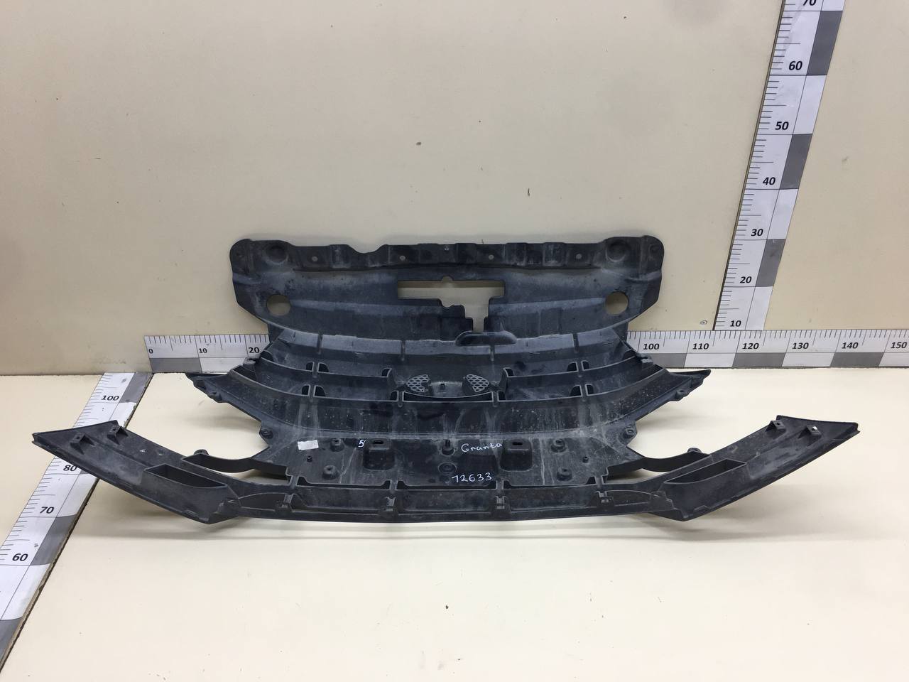 Решетка радиатора Lada Granta 2011>