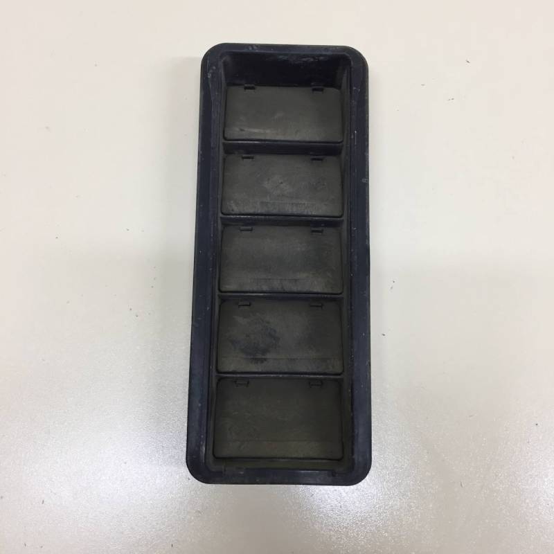 Решетка вентиляционная Jaguar XE (760) 2014-2021