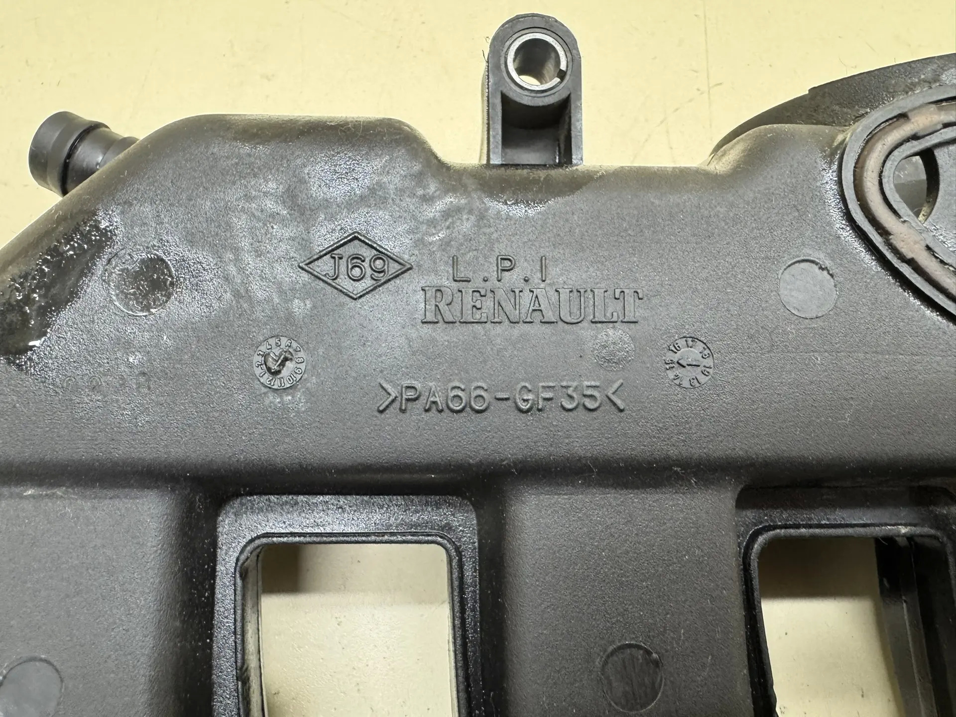 Коллектор впускной Nissan Terrano (D10) 2014>