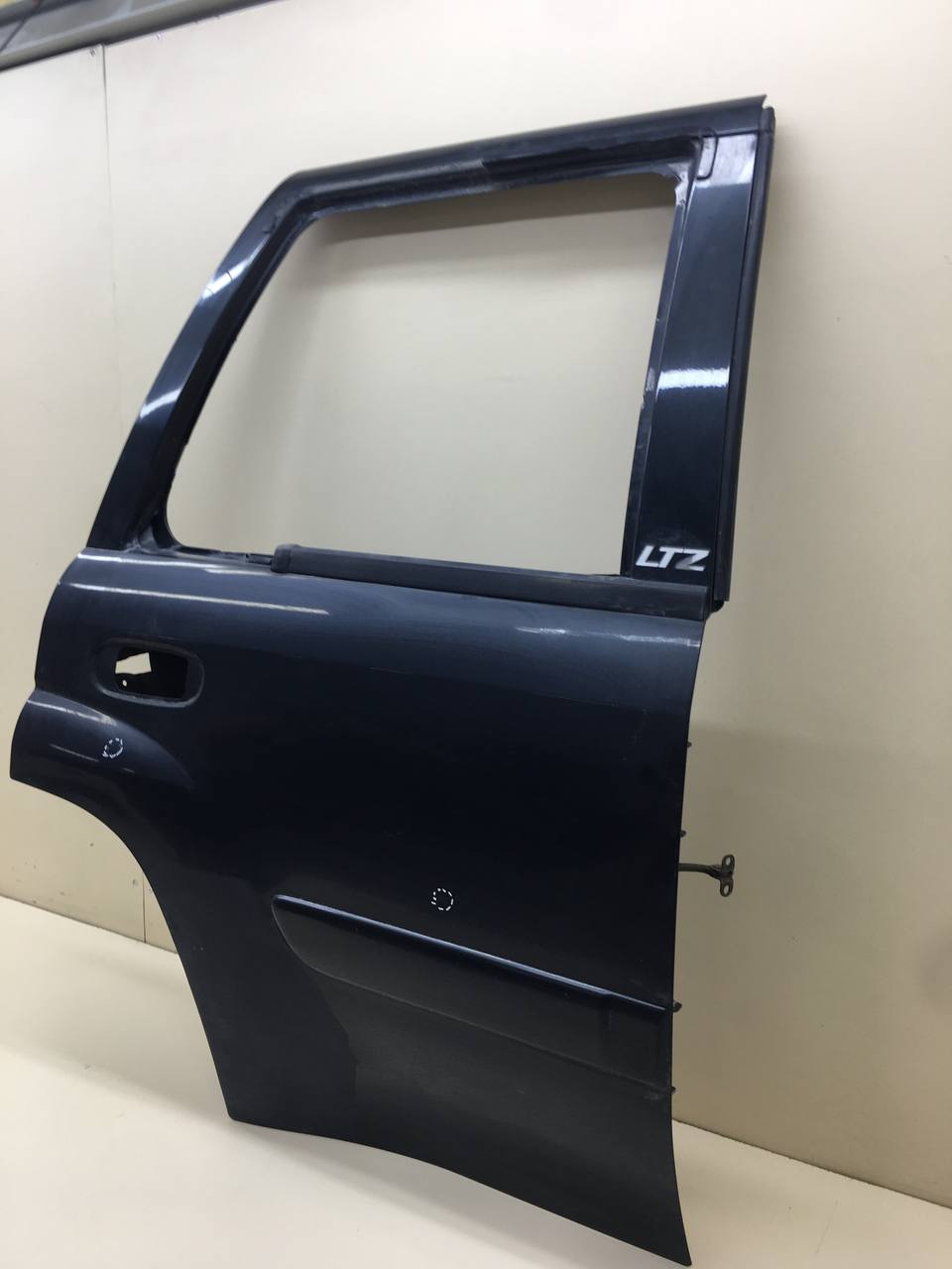 Дверь задняя правая Chevrolet TrailBlazer (GMT360) 2001-2010