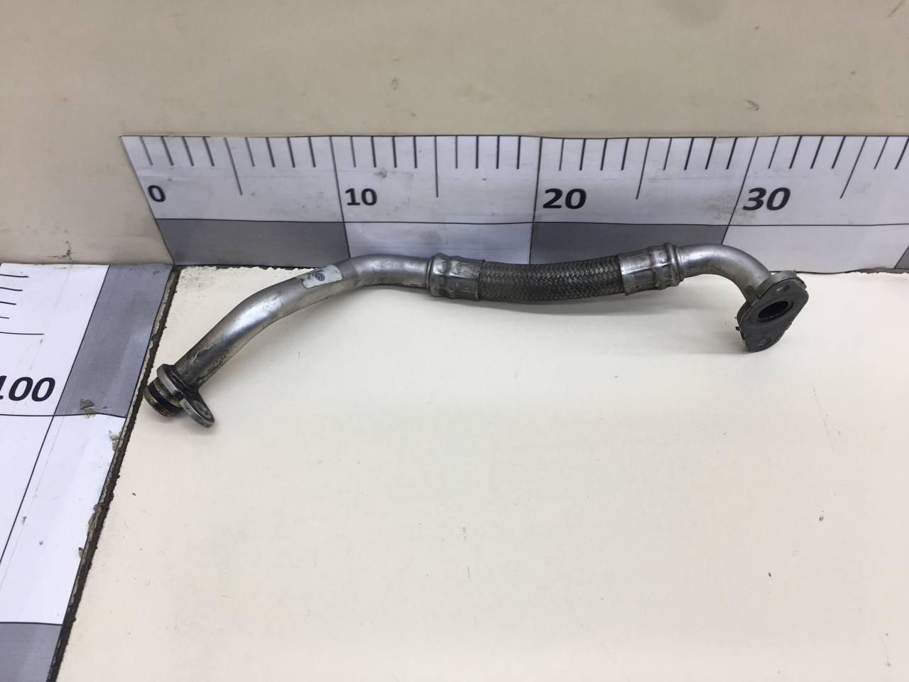 Трубка турбокомпрессора (турбины) Volkswagen Tiguan (5N2) 2011-2016