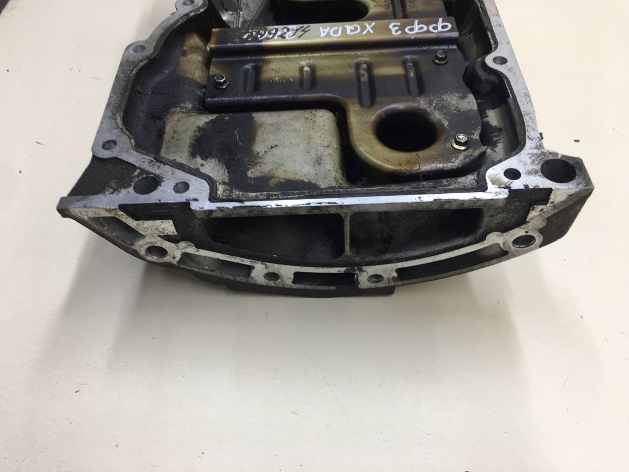 Поддон масляный двигателя Ford Focus 3 2011>