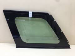 Стекло кузовное глухое левое Land Rover Range Rover 4 2012-2017