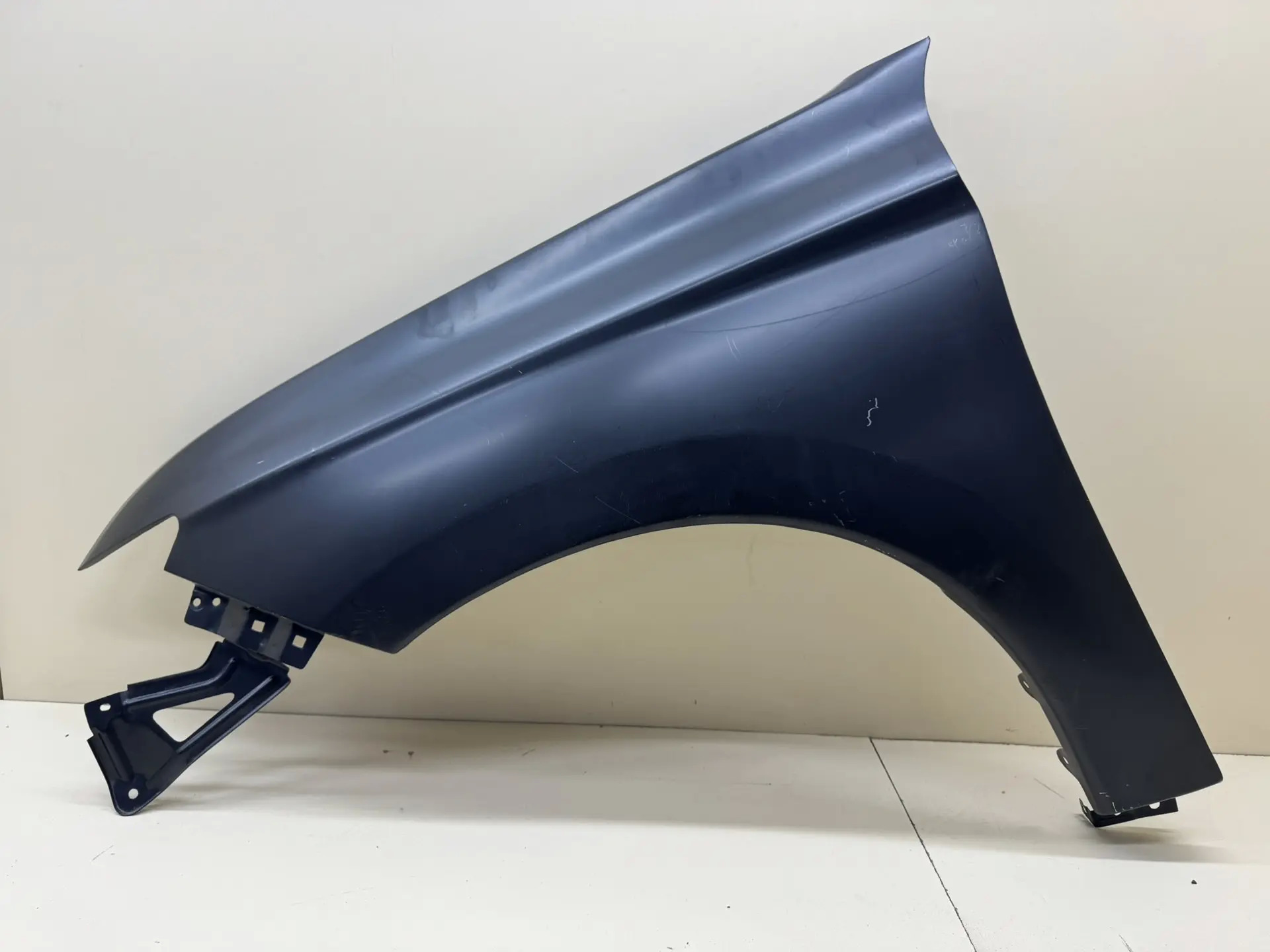 Крыло переднее левое Mitsubishi Outlander (GF) 2012>